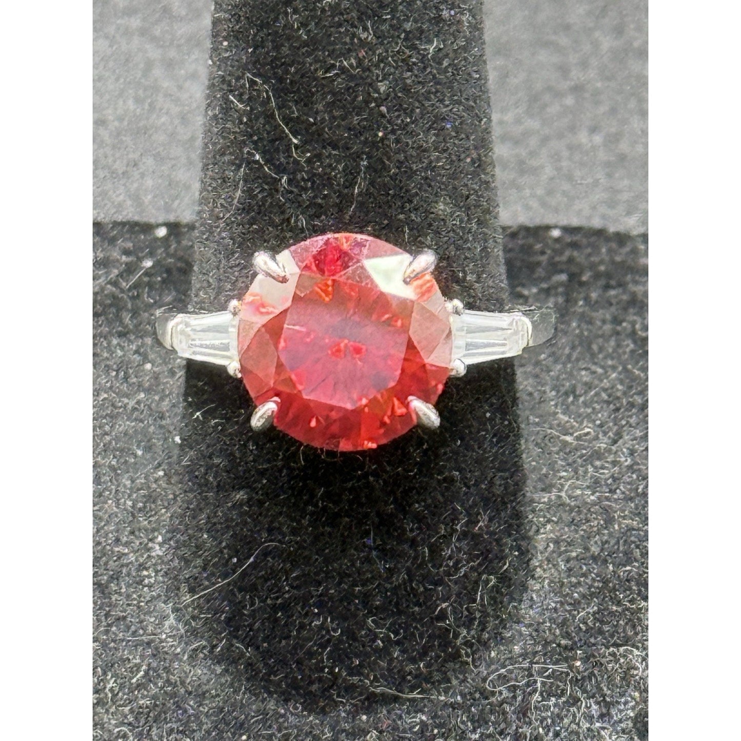New Condition 5 Carat Red Moissanite Sterling Silver Ring Size 7.00 GRA