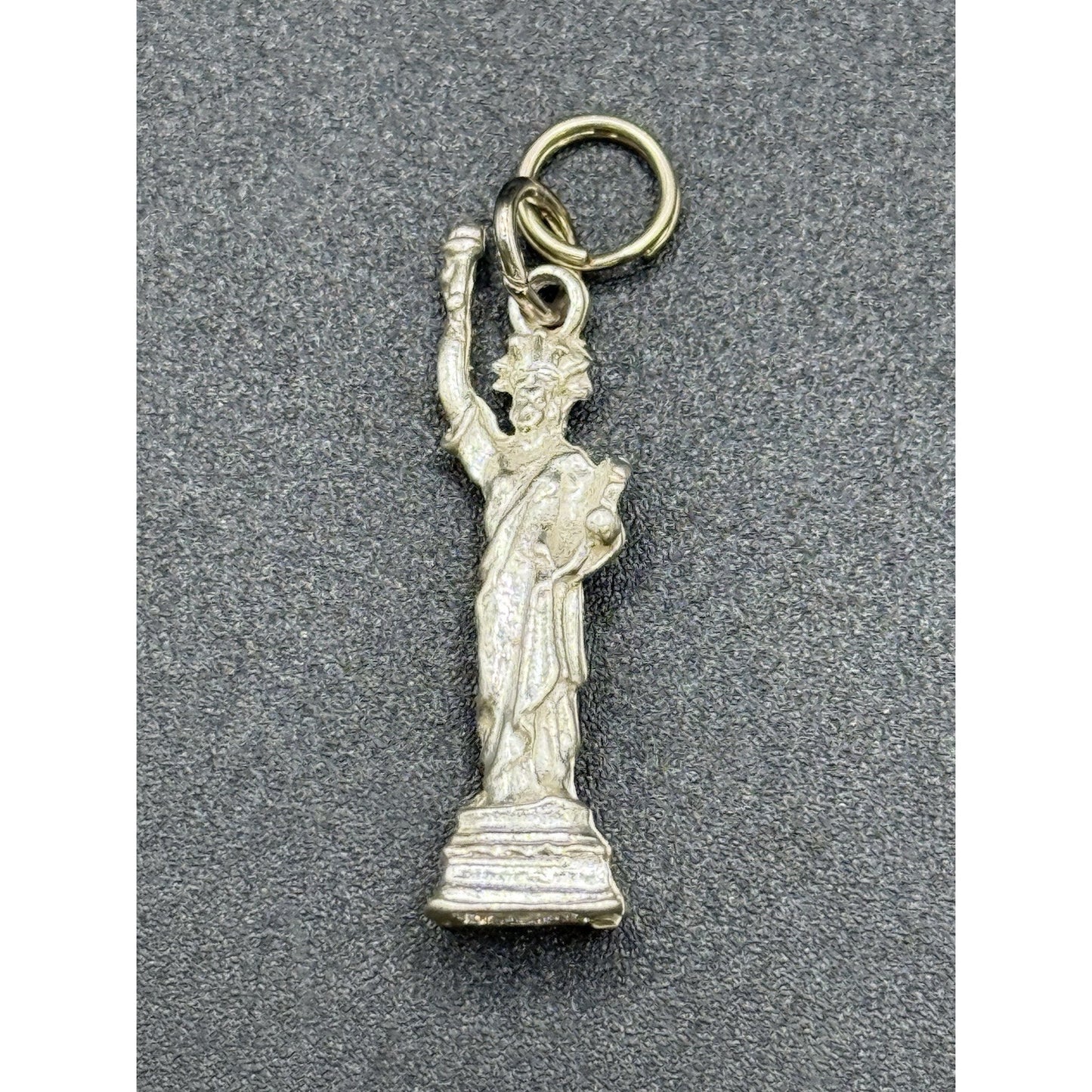 Vintage Sterling Silver Statue Of Liberty Charm 925 P3