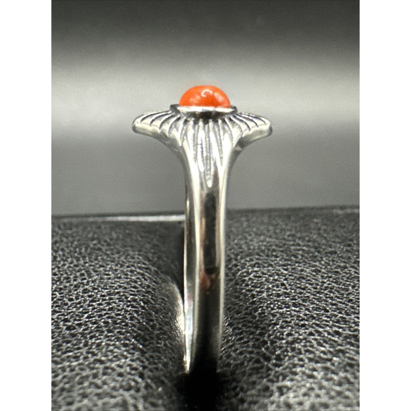 New Condition Sterling Silver Coral Sunburst Ring 925 Size 7