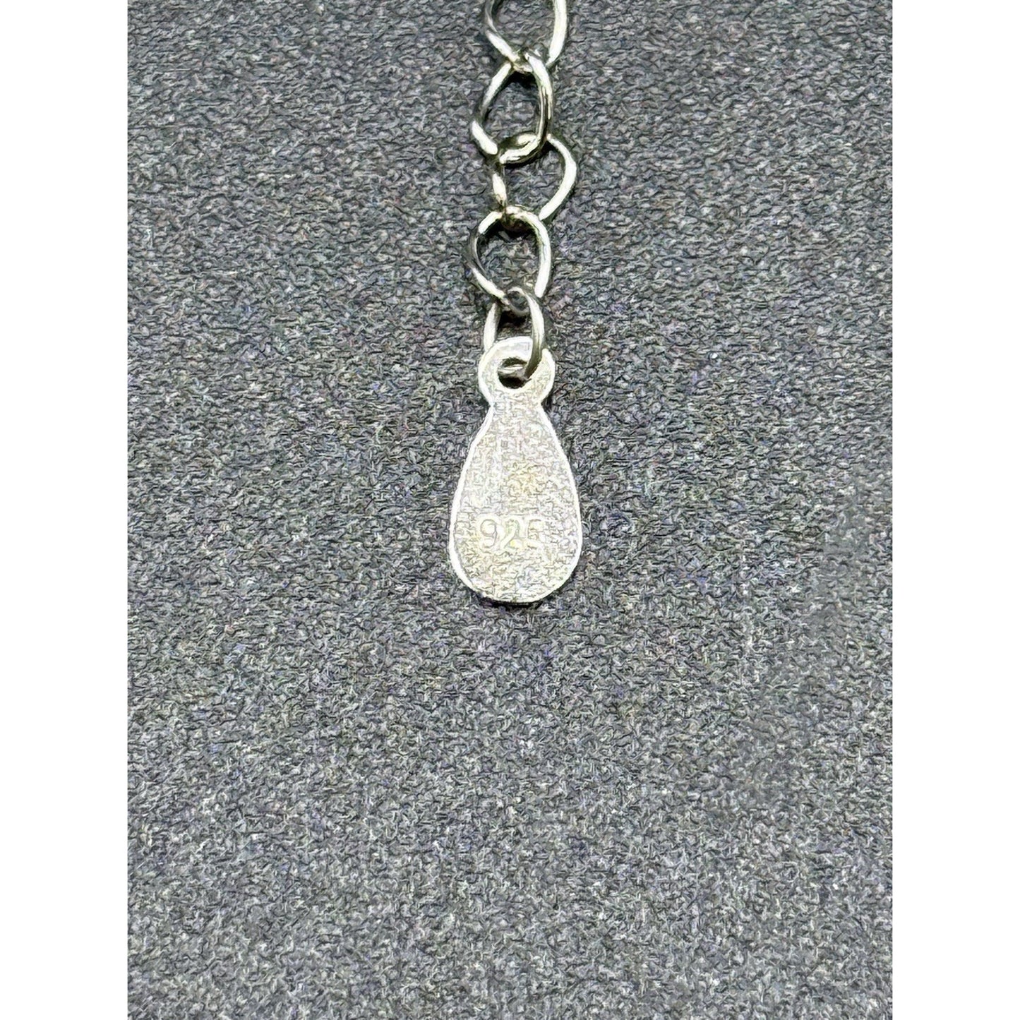 New Condition 18” Sterling Silver Mountain Pendant Necklace 925
