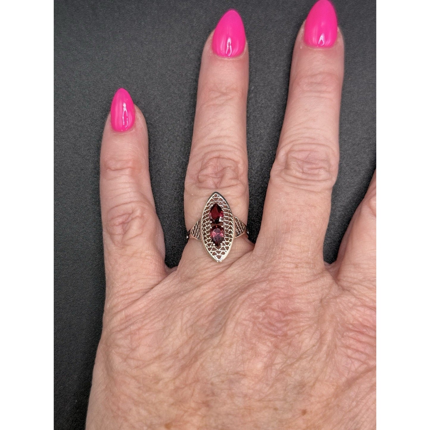 EUC Sterling Silver Genuine Double Pear Garnet Ring Size 8.00 Tested P31