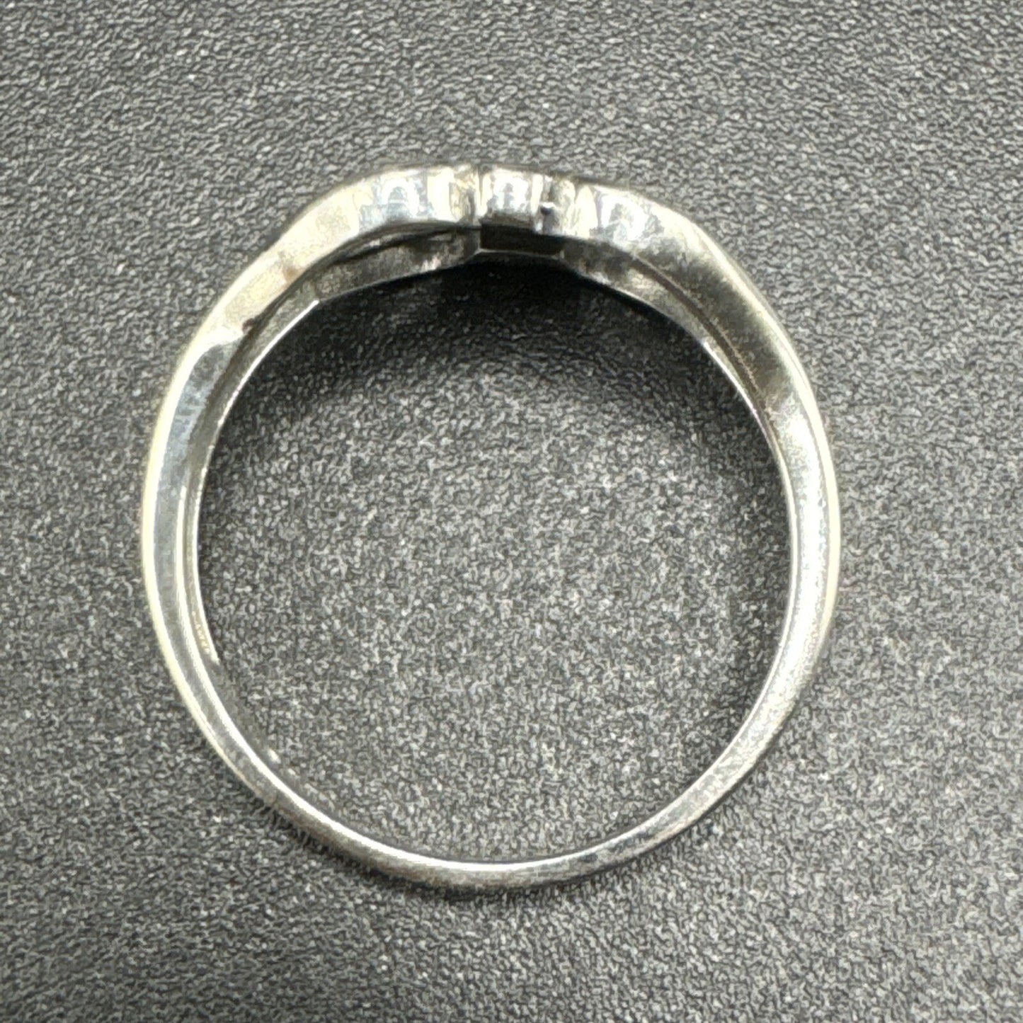 New Condition Sterling Silver Lab Black Opal Cross Scroll Ring 925 Size 7