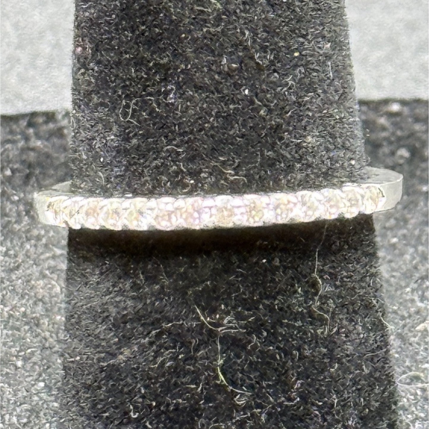 EUC Sterling Silver Cubic Zirconia 14-Stone Band Size 6.25 P5