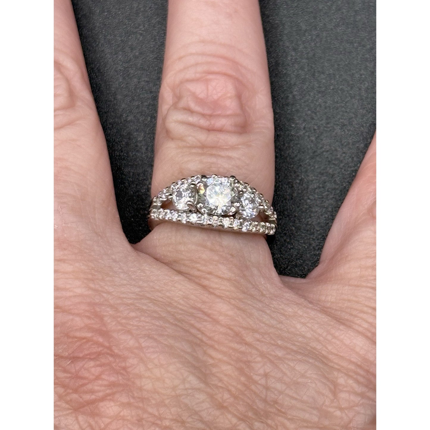 EUC Sterling Silver Cubic Zirconia Engagement Ring Size 5.75 925 N28