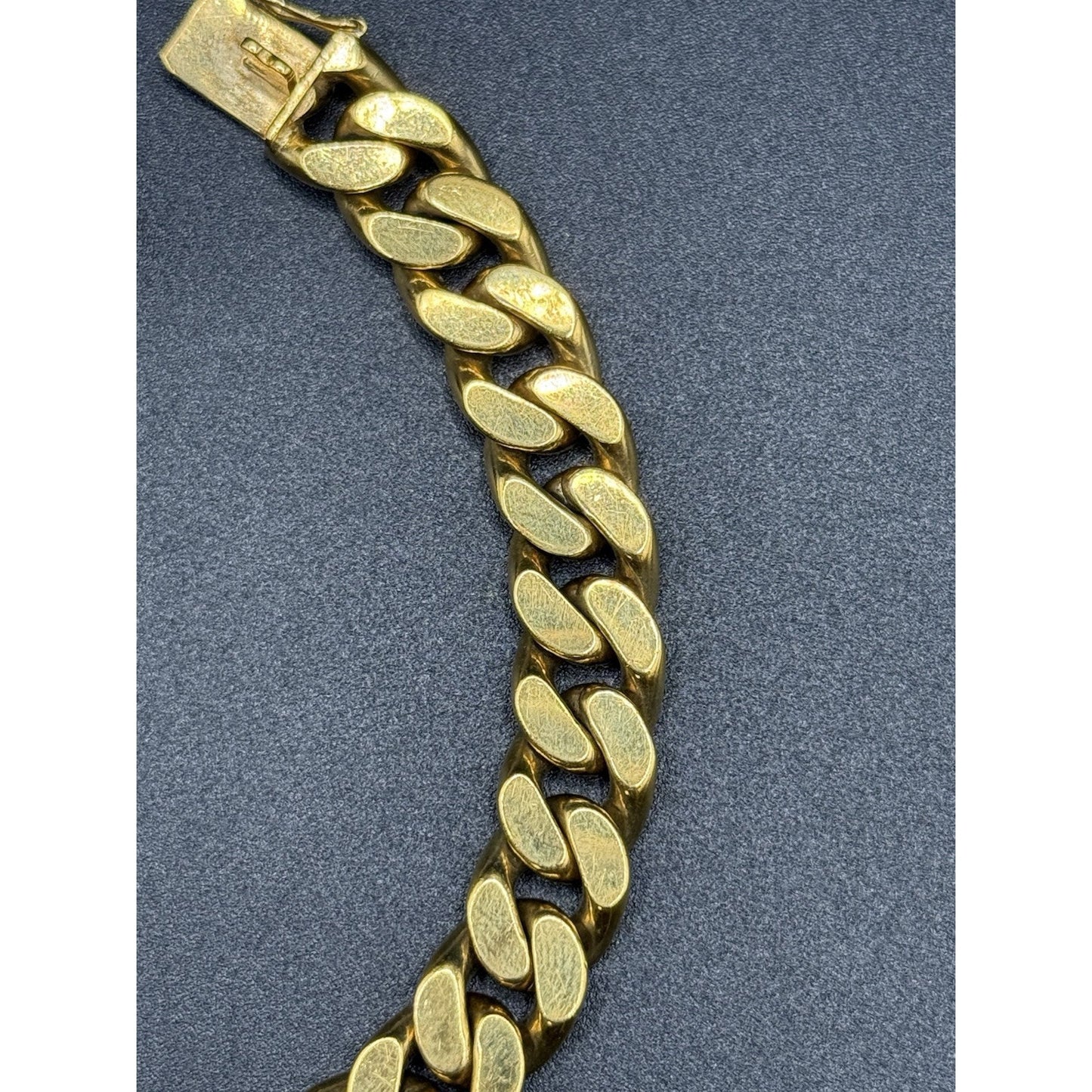 8.50” Gents Gold Tone Curb Bracelet Germany P3