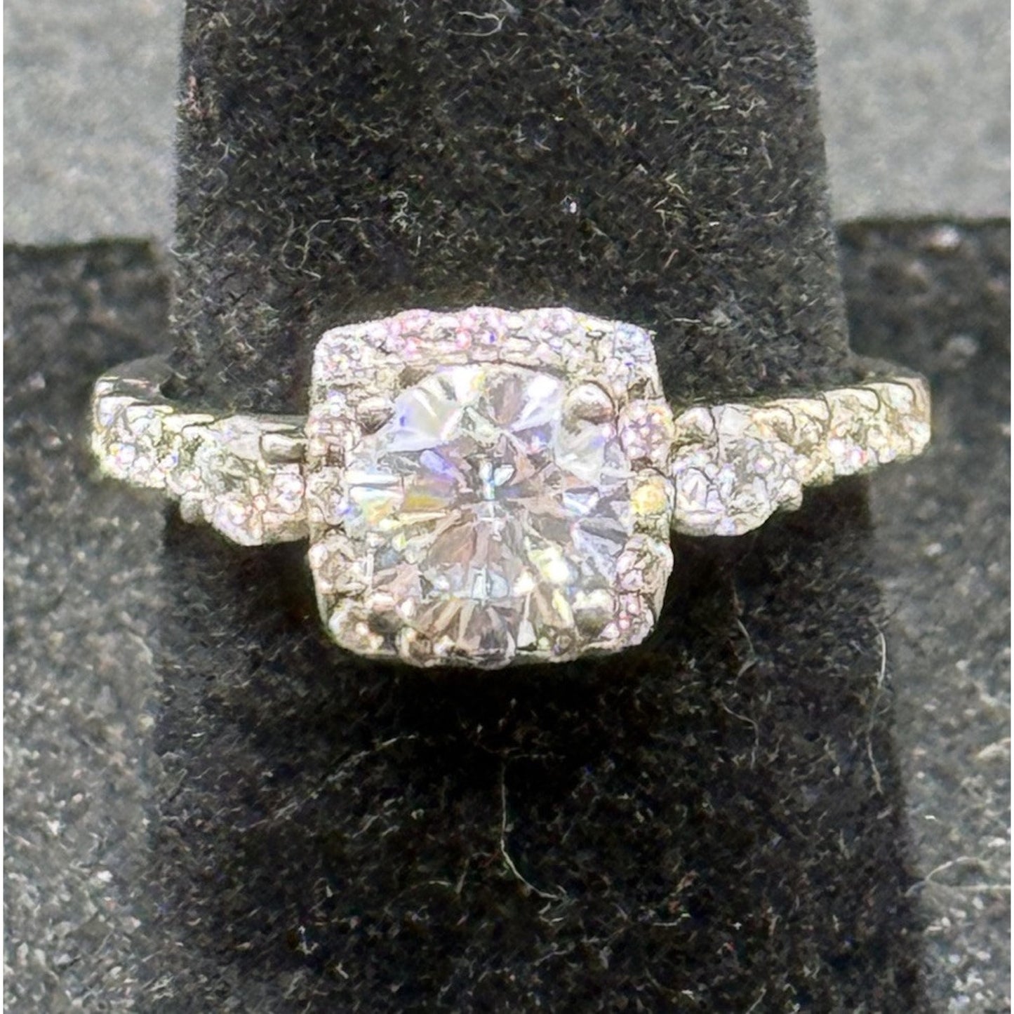 EUC Sterling Silver Cubic Zirconia Engagement Ring Size 6.00 P5