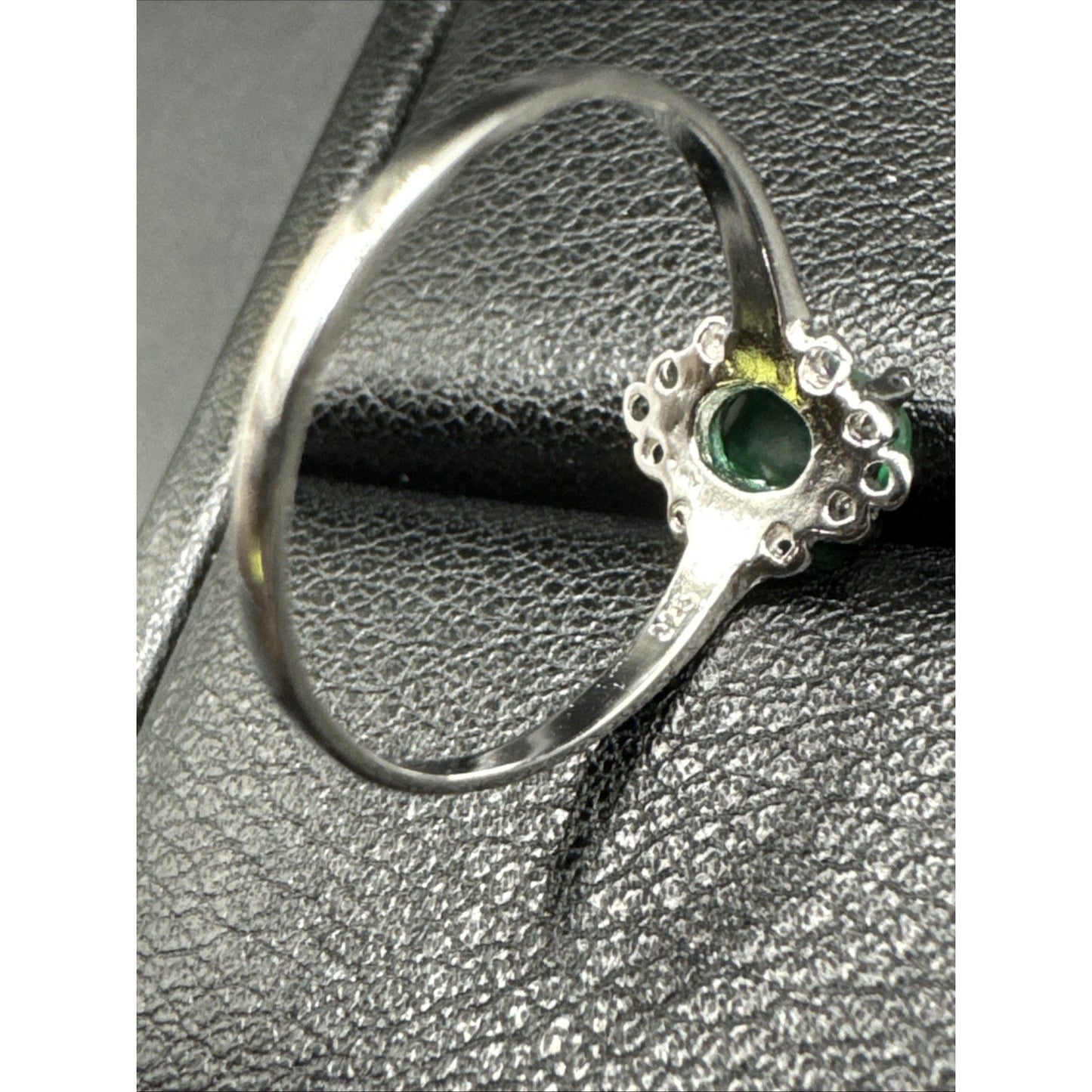 New Condition Sterling Silver Lab Created Emerald Solitaire Ring 925 Size 7