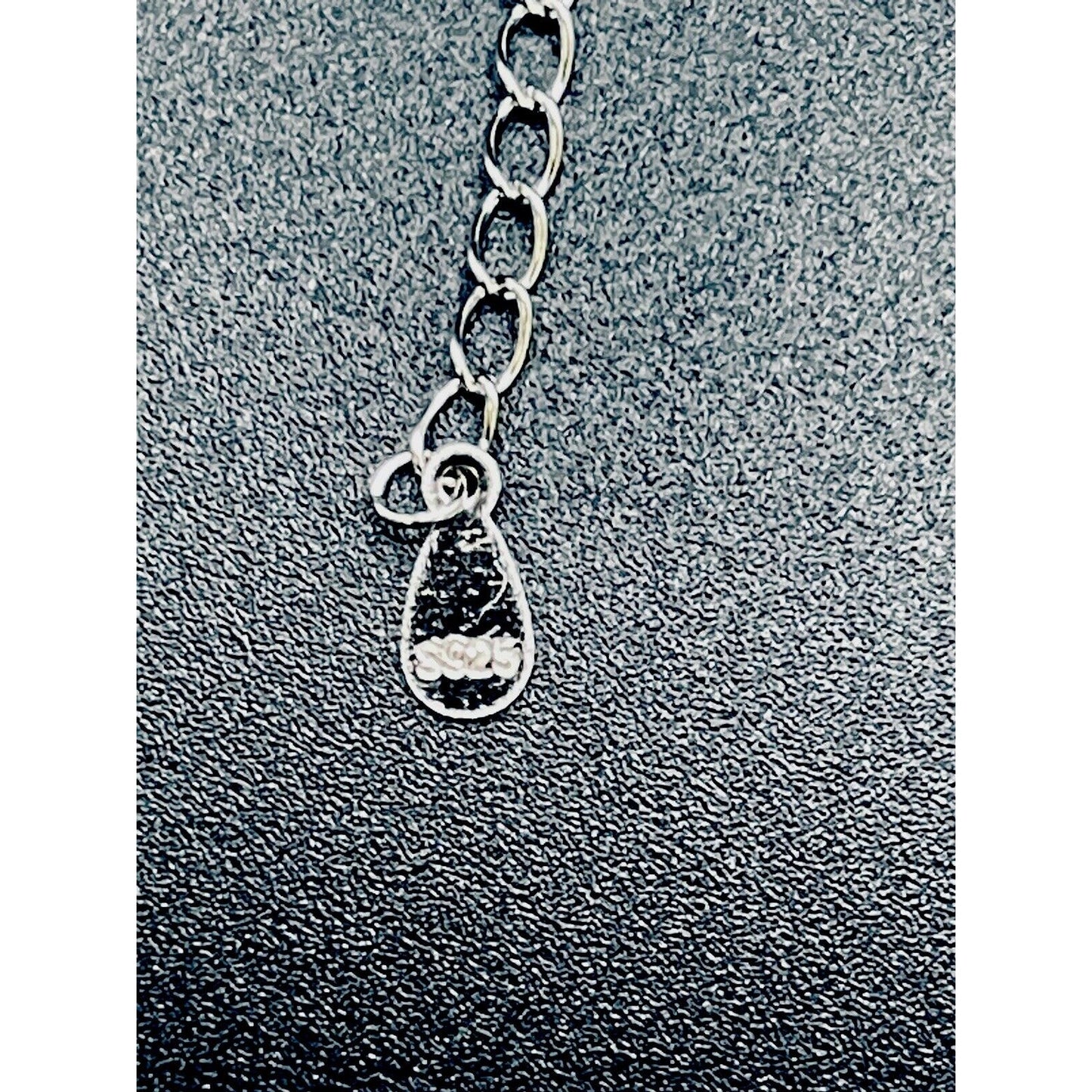 18” New Condition Sterling Silver Cross Pendant Necklace 925