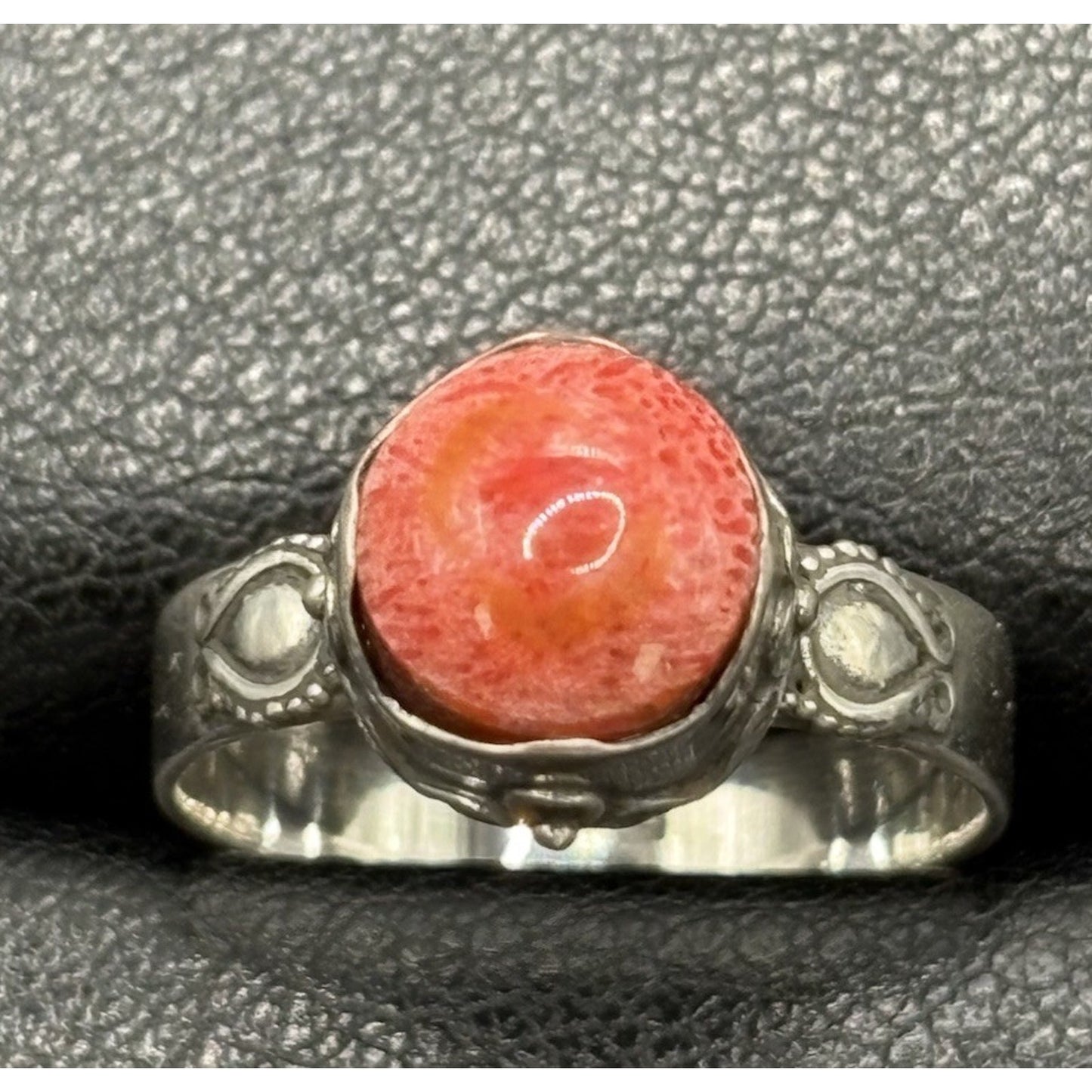 New Condition Sterling Silver Bali Style Coral Ring Size 7
