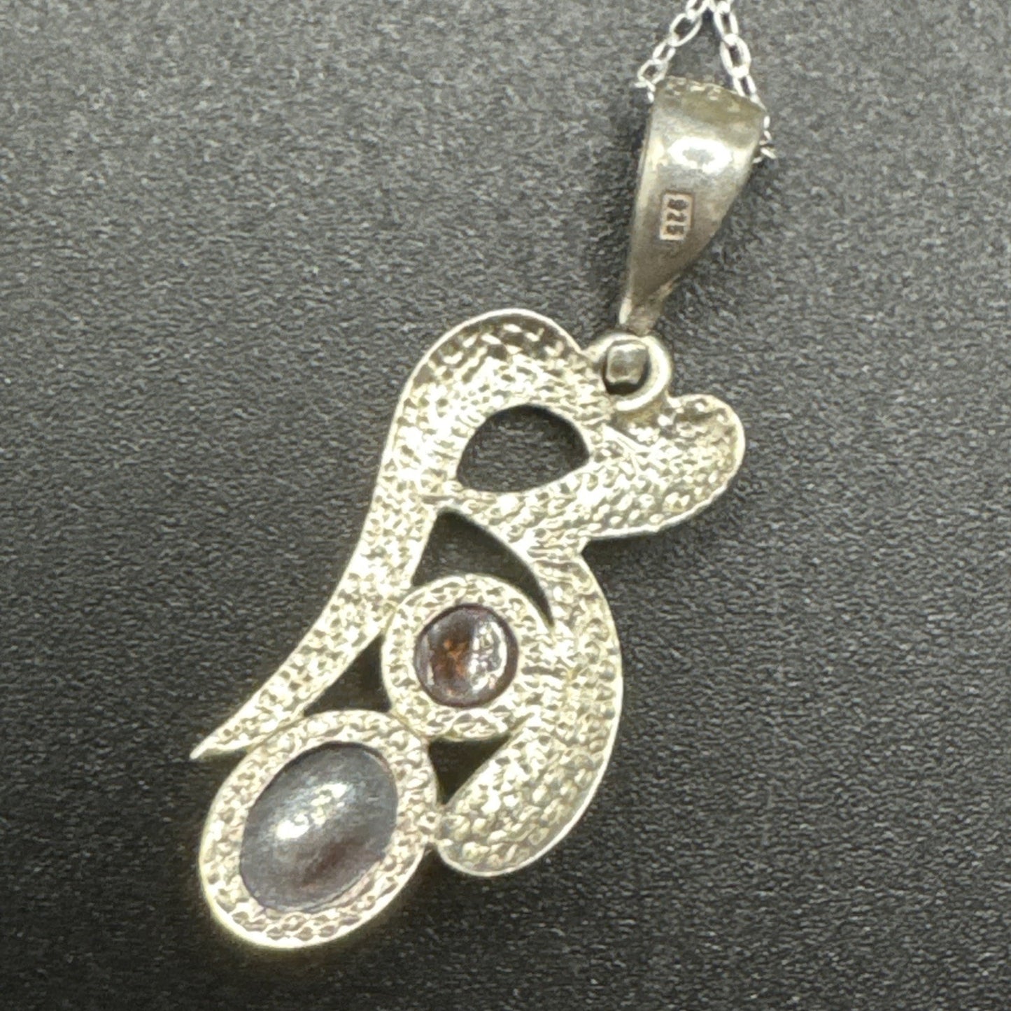 18” Sterling Silver Amber Symbol Character Pendant Necklace 3g 925 S15