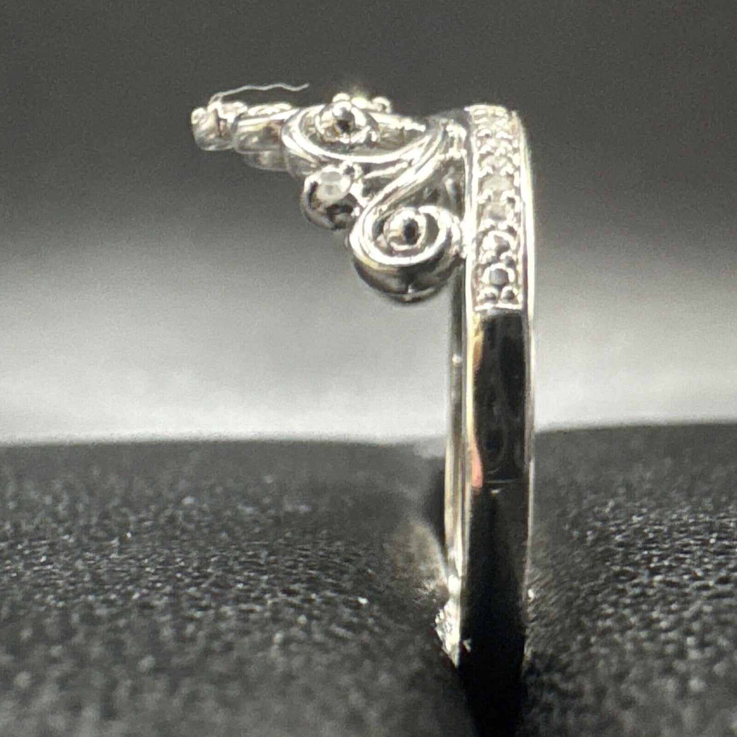 New Condition Sterling Silver Genuine Diamond Tiara Crown Ring 925 Size 7
