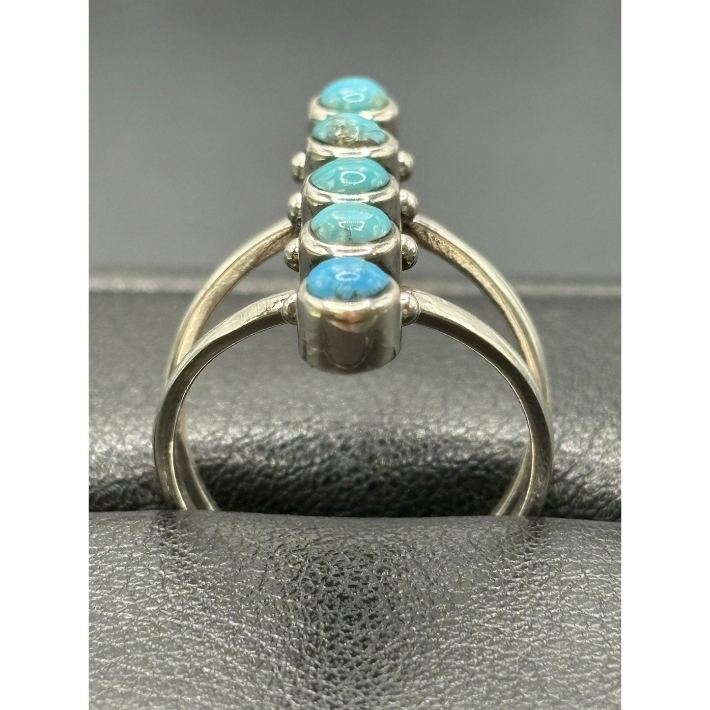 New Condition Sterling Silver Five Turquoise Ring Size 7