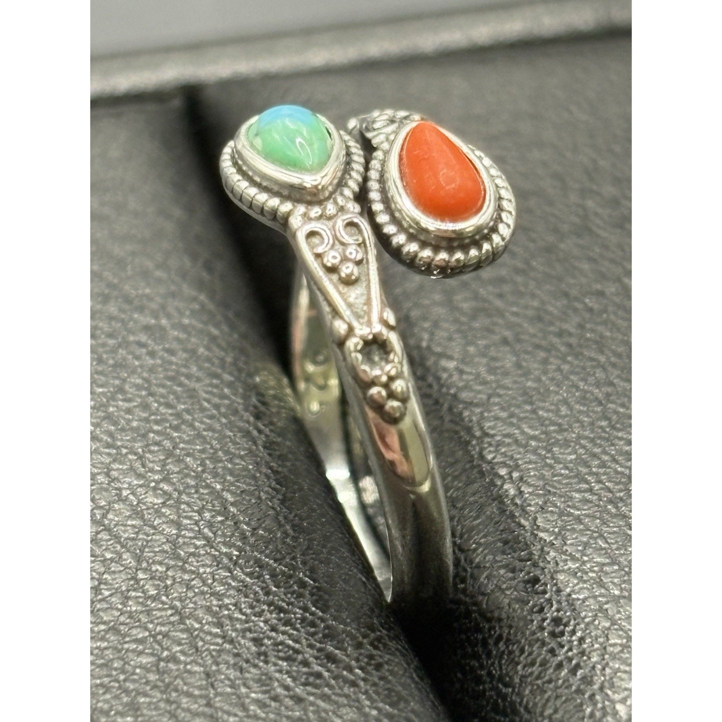 New Condition Sterling Silver Turquoise Coral Bypass Ring Size 7