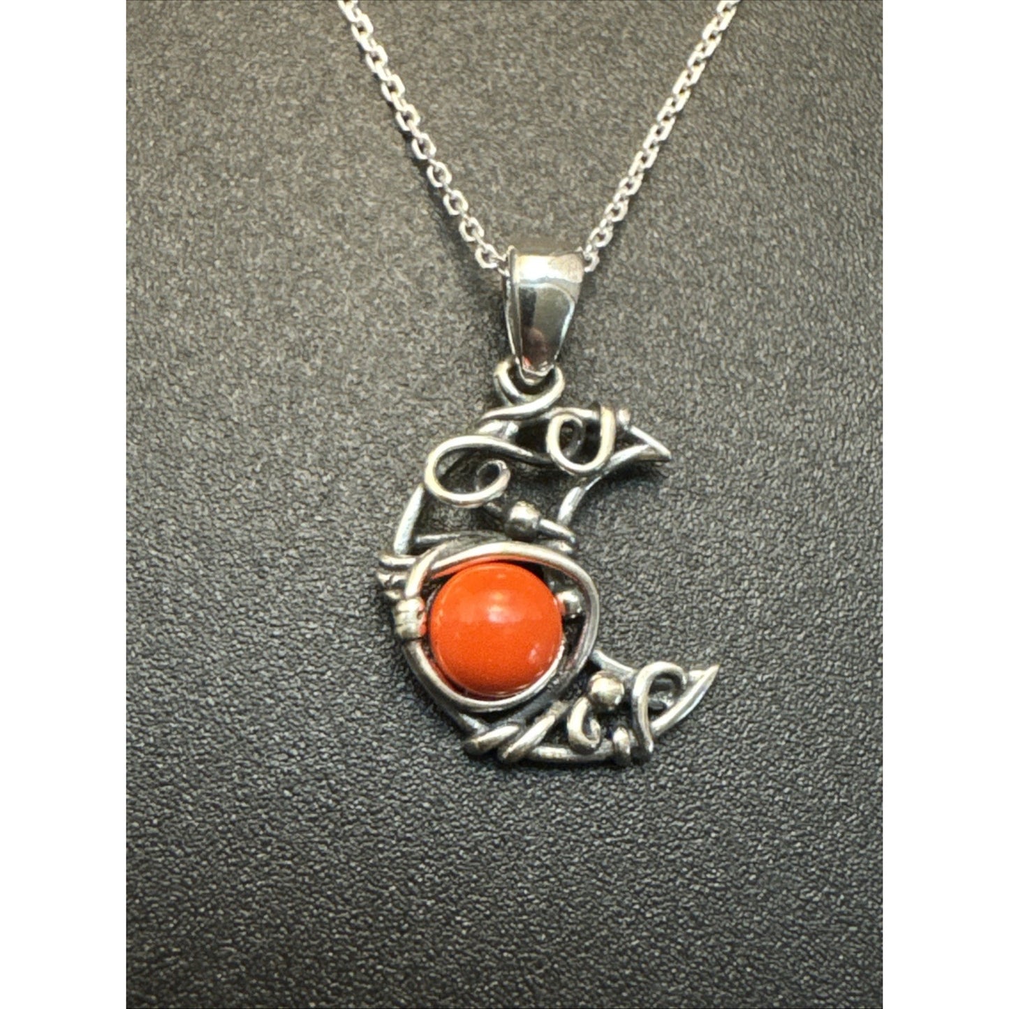 18” New Condition Sterling Silver Carnelian Crescent Moon Pendant Necklace