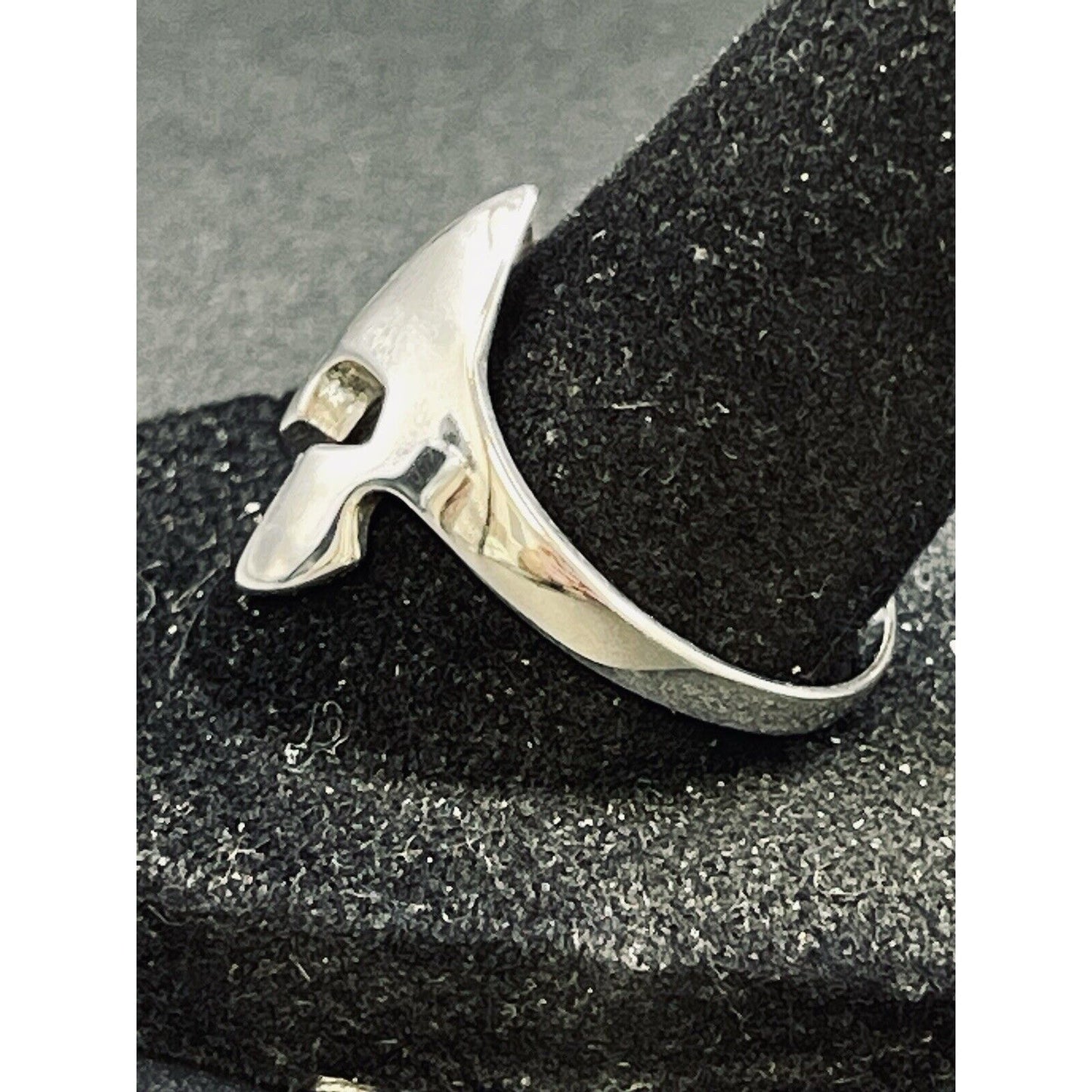 New Condition Sterling Silver Spartacus Gladiator Mask Ring Size 10.00