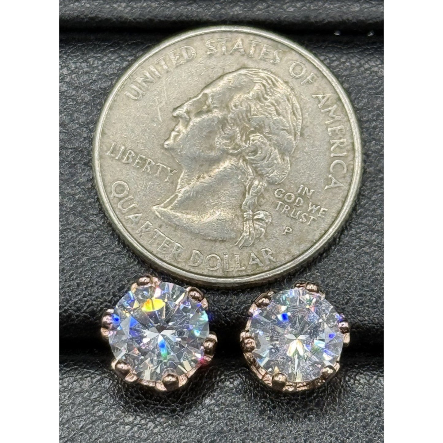 New Condition Rosa Sterling Silver Cubic Zirconia Crown Stud Earrings N19