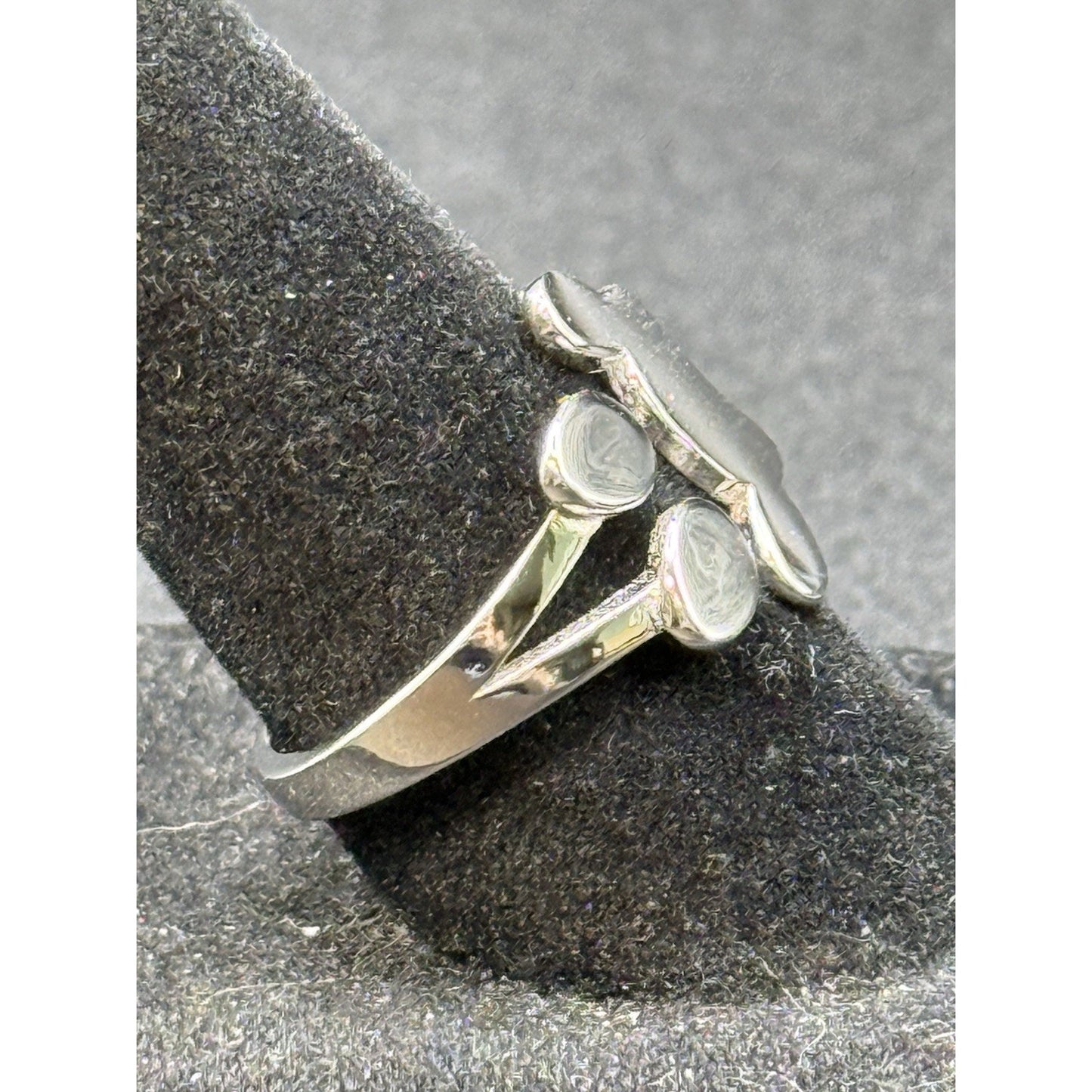 New Condition Sterling Silver Paw Print Ring Size 7.00 Adjustable