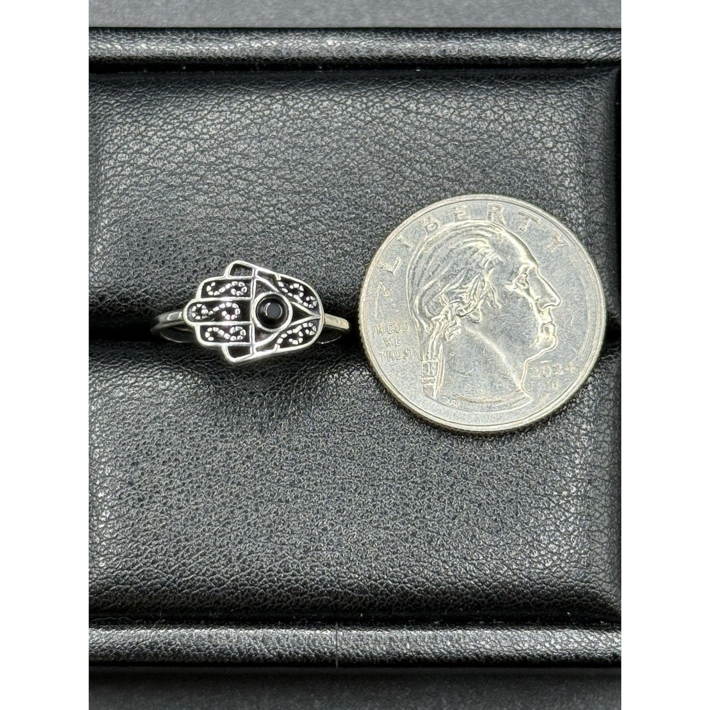 New Condition Sterling Silver Genuine Onyx Hansa Ring Size 7.00
