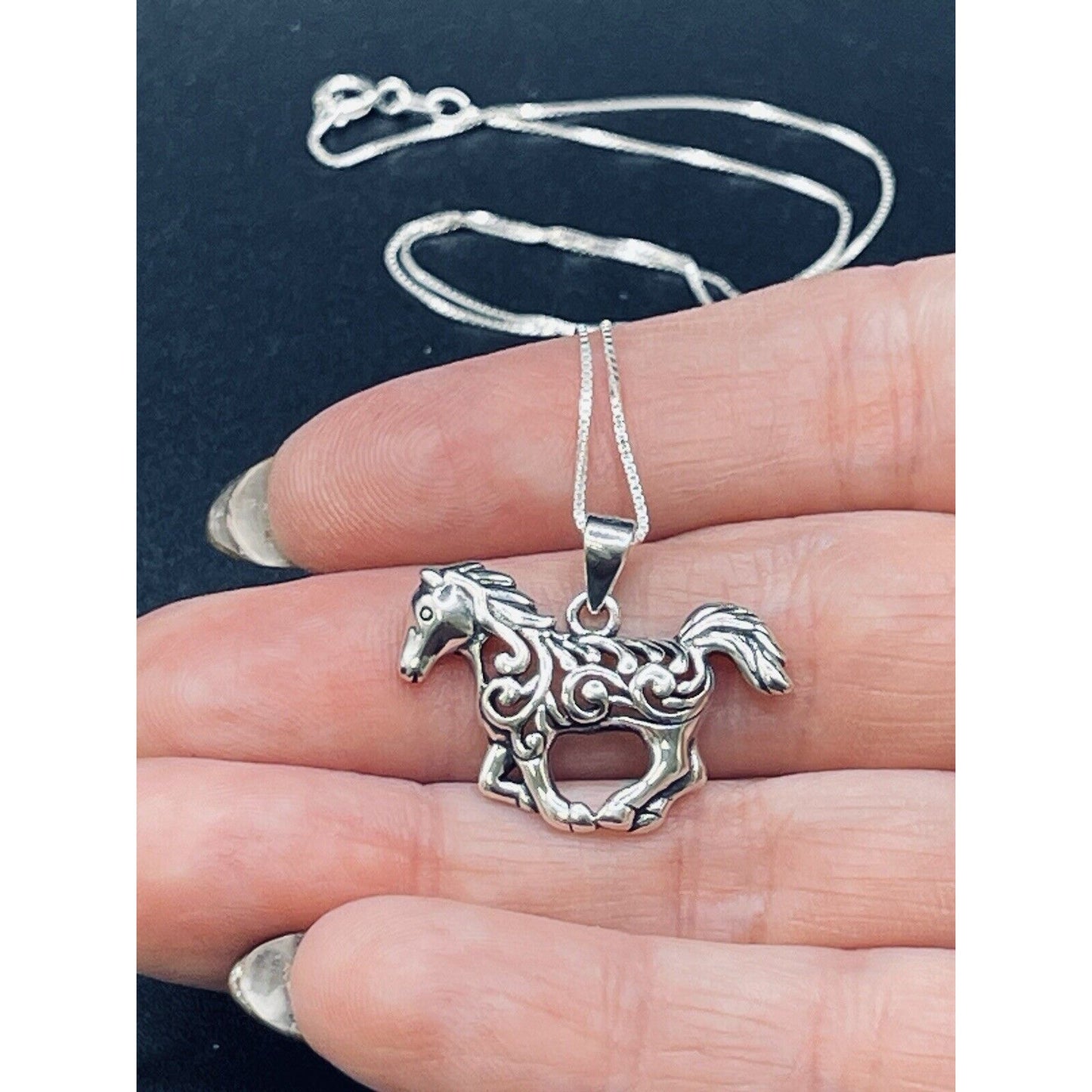 18” New Condition Horse Pendant Necklace Box Chain 925