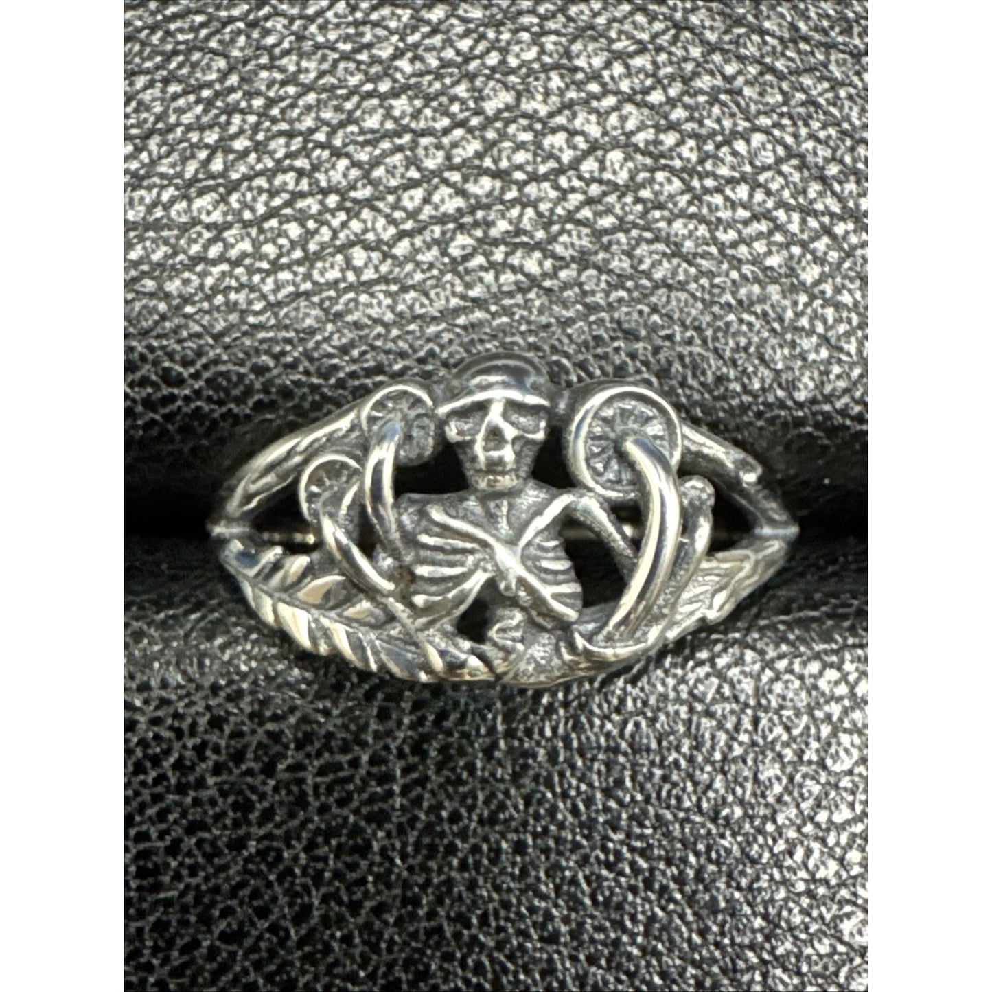 New Condition Sterling Silver Mushroom Skeleton Ring 925 Size 7