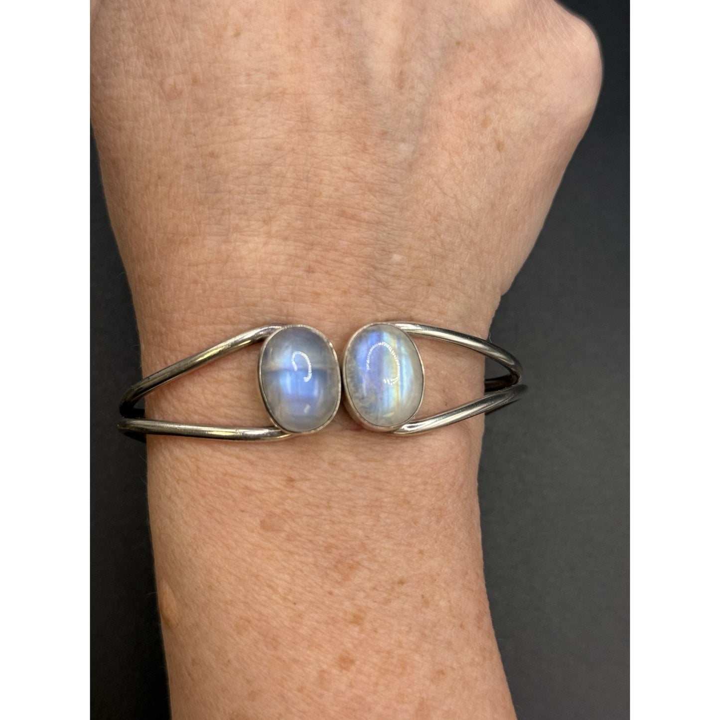 MCM Vintage Sterling Silver Moonstone Hinged Bracelet 37 Grams 925 P10
