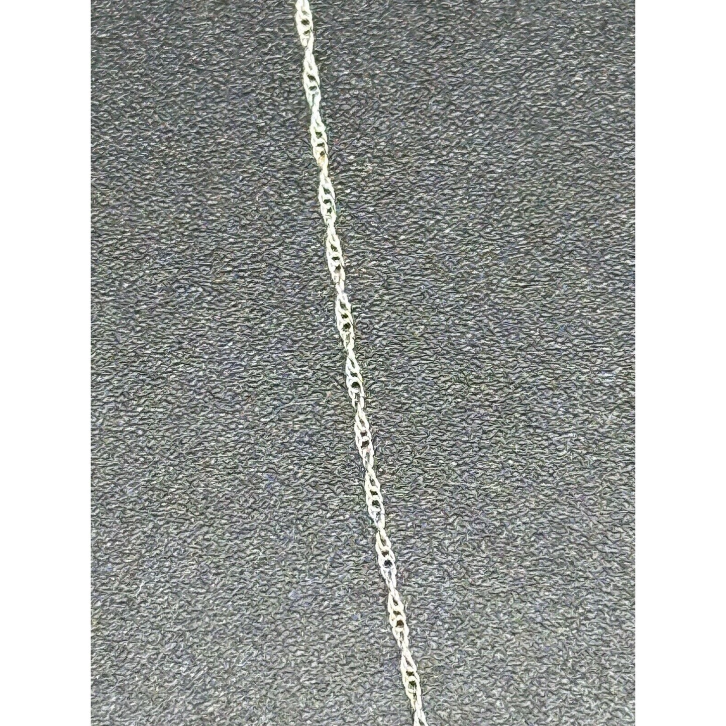 New Condition 18” 10k White Gold Pink Topaz Pendant Necklace