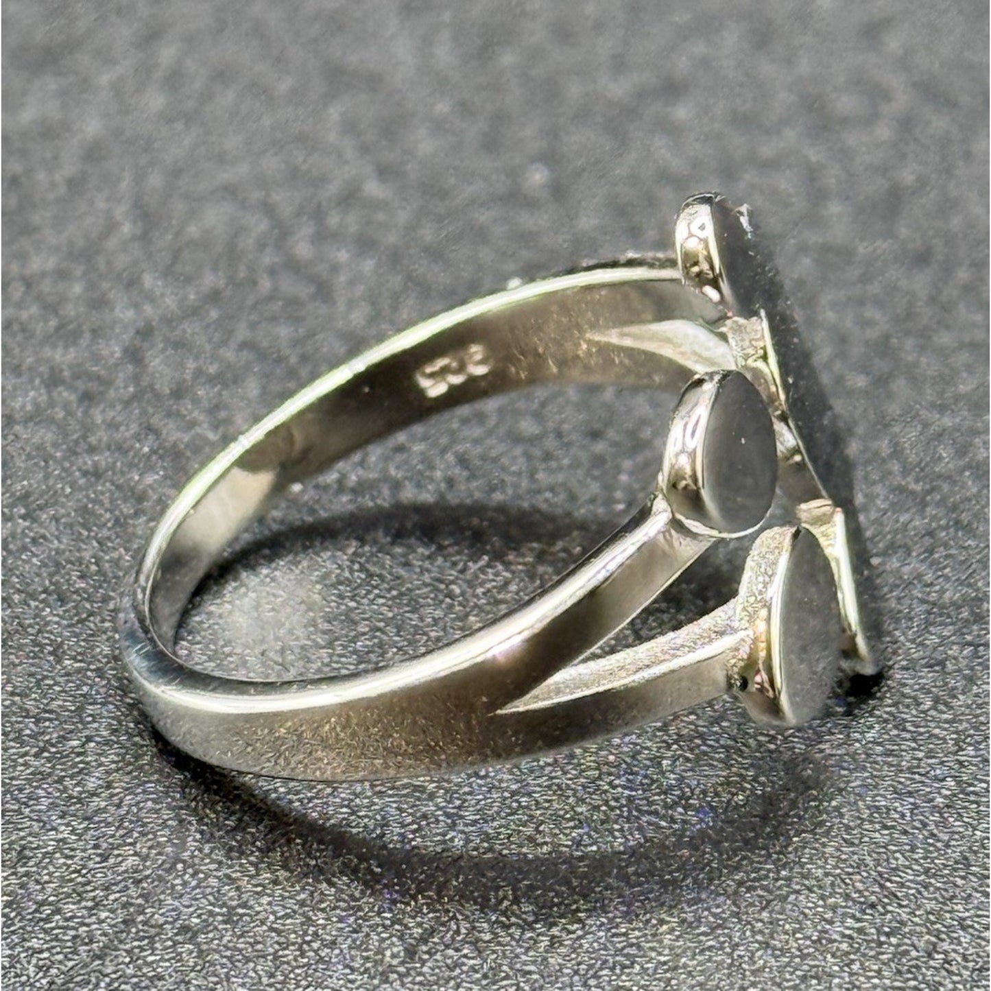 New Condition Sterling Silver Paw Print Ring Size 7.00 Adjustable