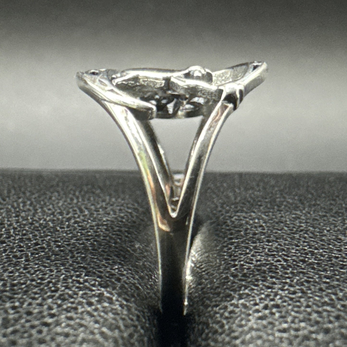 New Condition Sterling Silver Kitty Cat Crescent Moon Ring 925 Size 7 R01