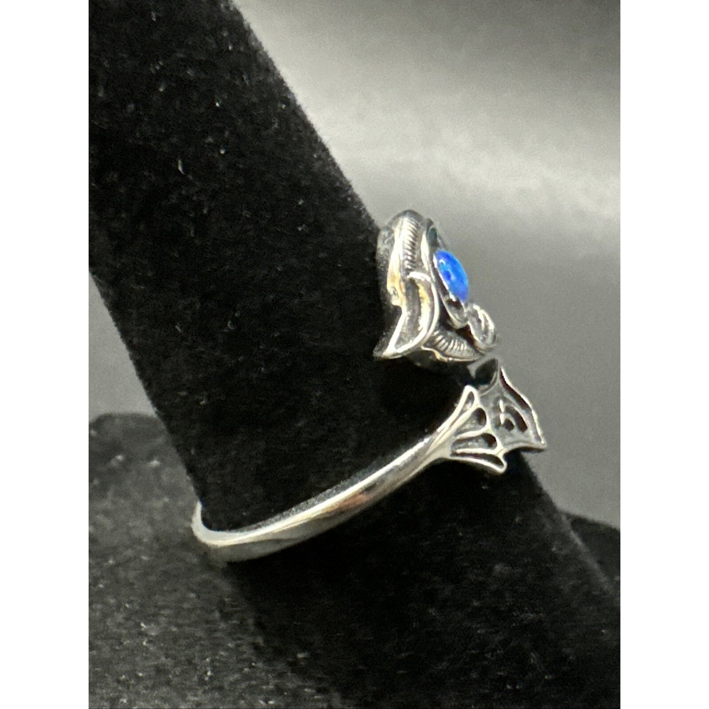 New Condition Sterling Silver Lab Blue Opal Bypass Ring 925 Size 7