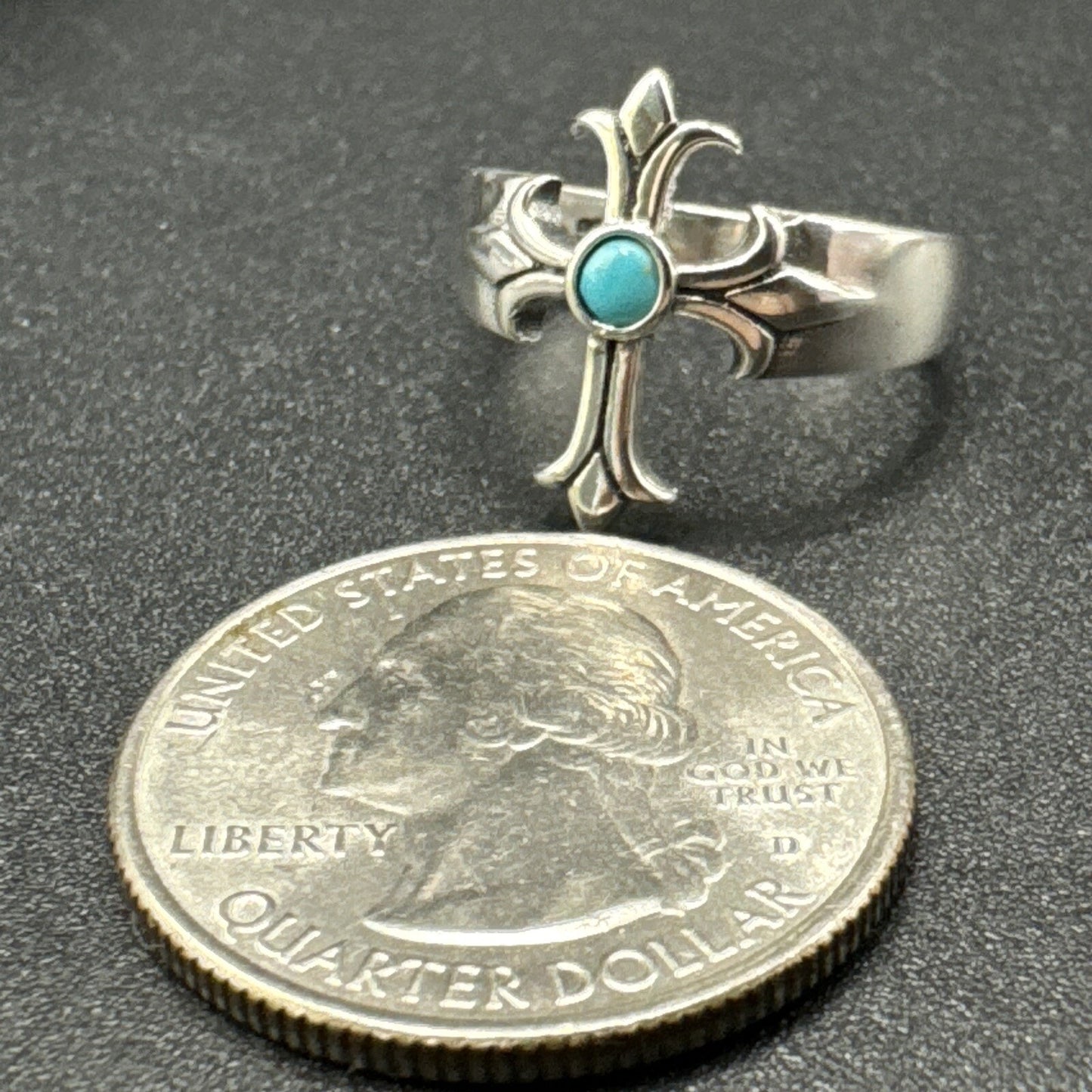 New Condition 7RI24 Sterling Silver Turquoise Medieval Cross Ring 925 Size 7