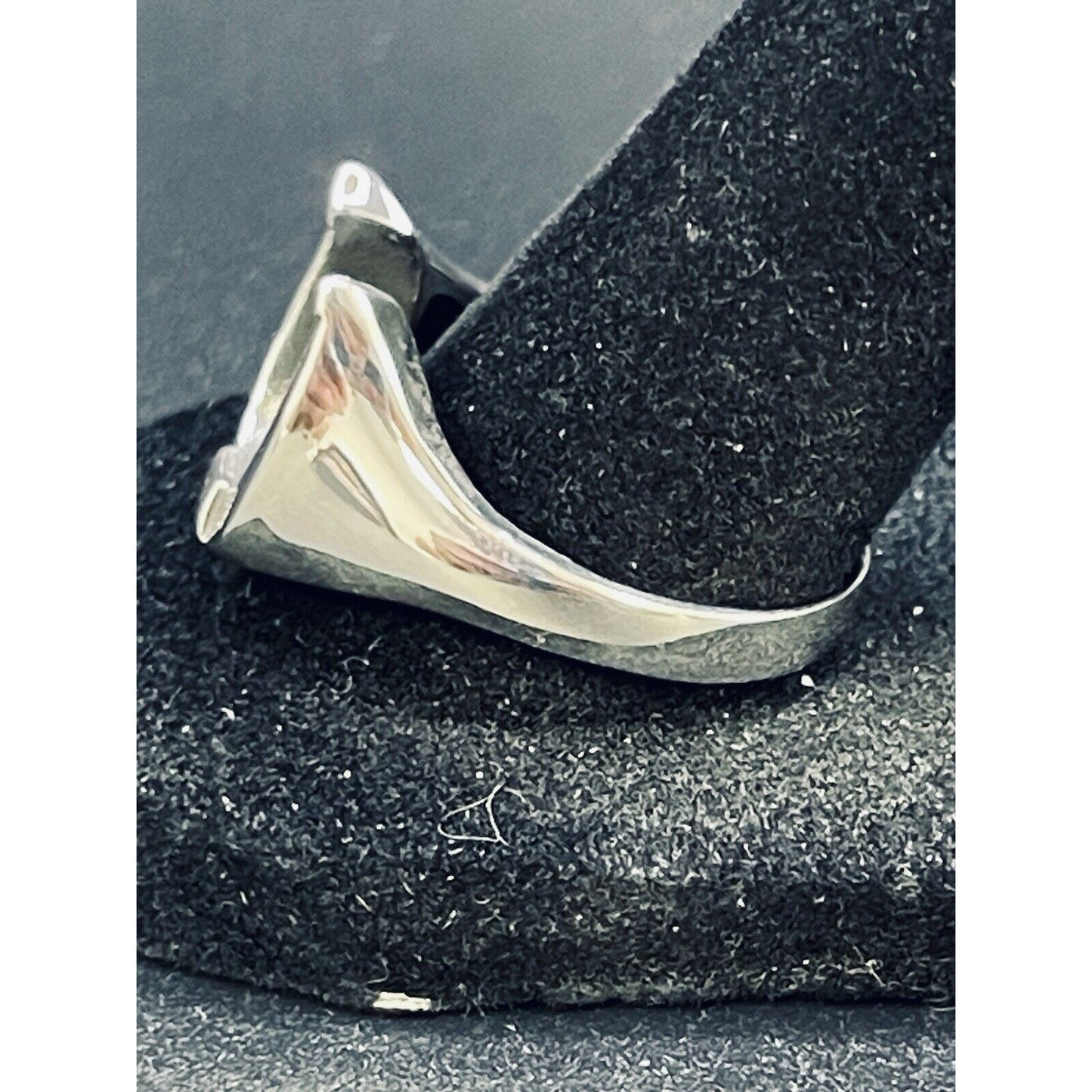 New Condition Sterling Silver Horse Shoe Good Luck Ring Size 9.5