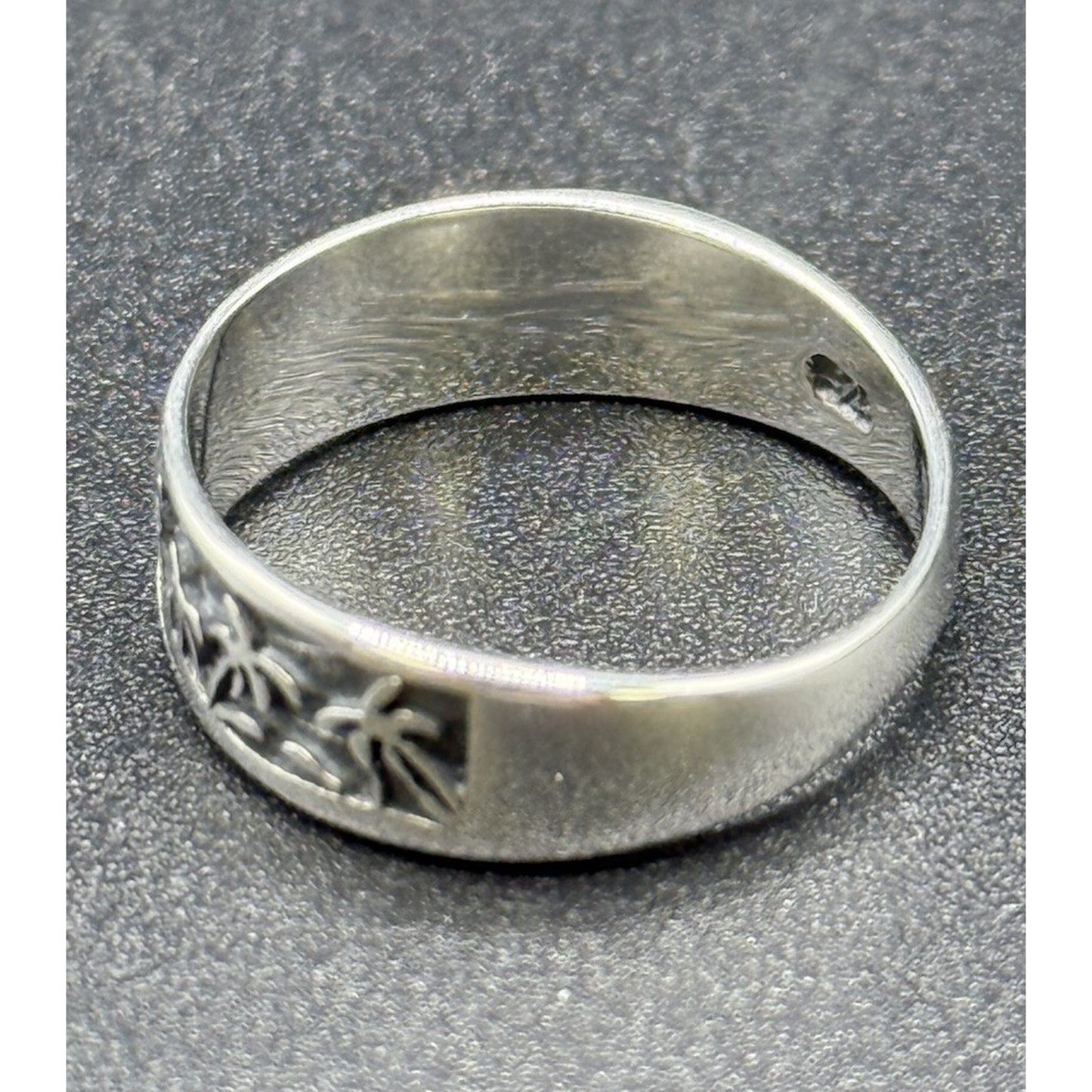 New Condition Sterling Silver Palm Trees Beach Ring Size 6.50 P7