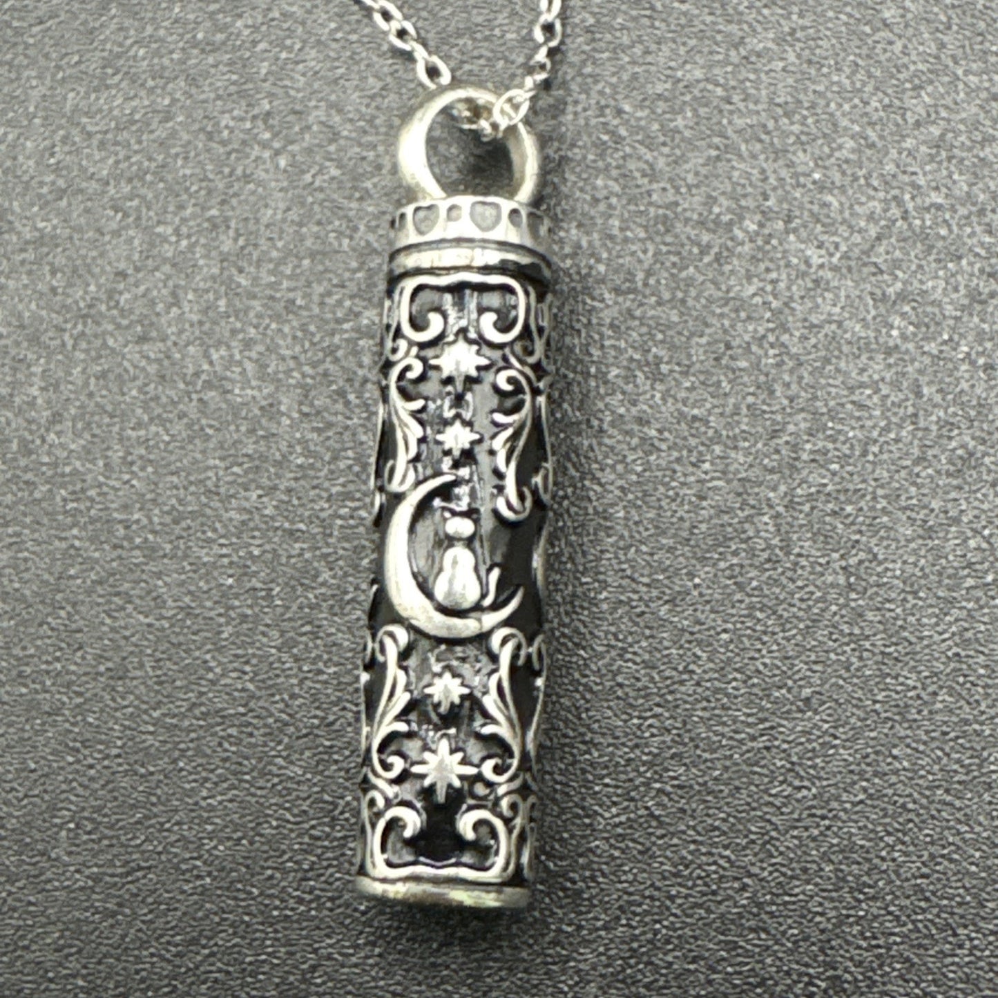 New Condition 20” Sterling Silver Feline Memorial Cat Urn Pendant Necklace 925