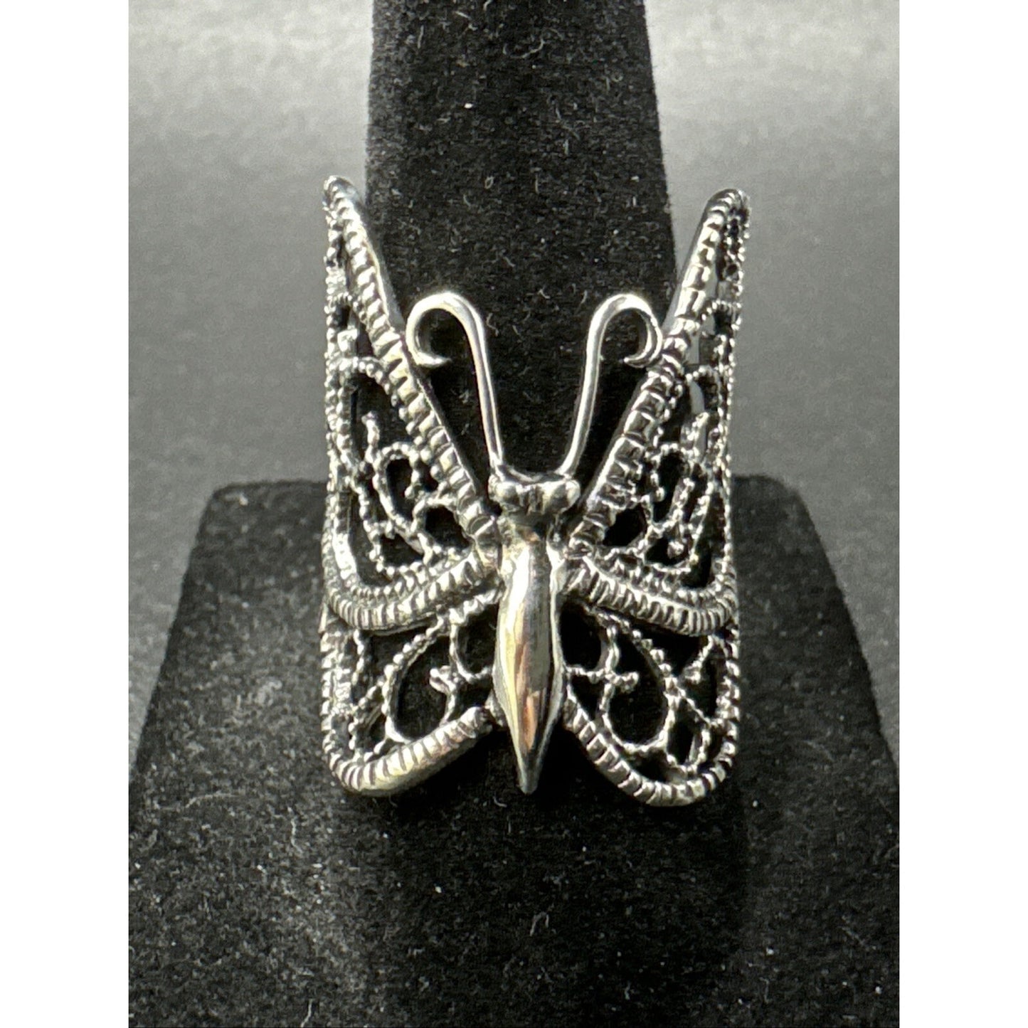 New Condition Sterling Silver Large Butterfly Ring 925 Size 7