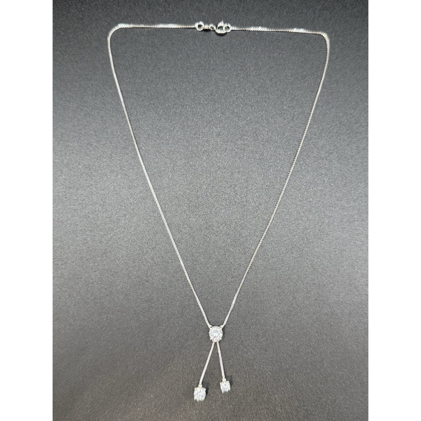 Excellent Used Condition 16” Sterling Silver Cubic Zirconia Lariat Necklace P5