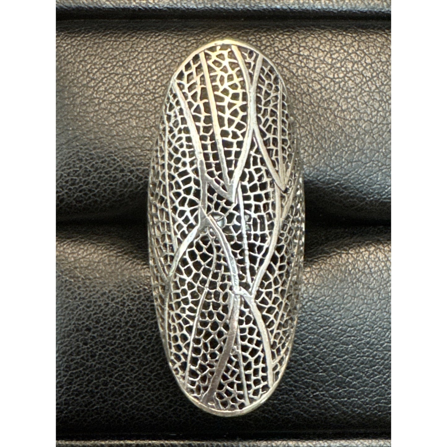 New Condition Sterling Silver 45mm Open Work Leaf Long 925 Size 7
