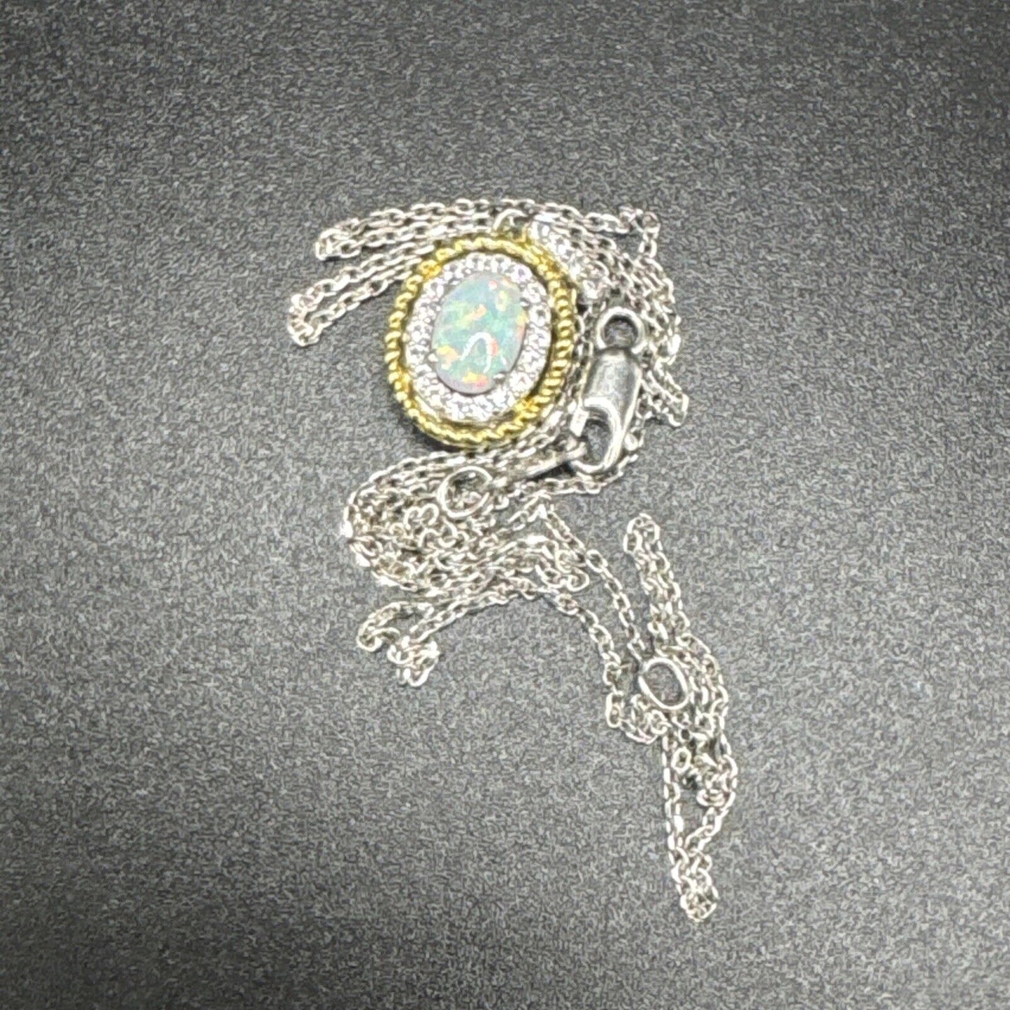 New Condition 18” Sterling Silver 14k Gold Plated Lab Opal Pendant Necklace 925