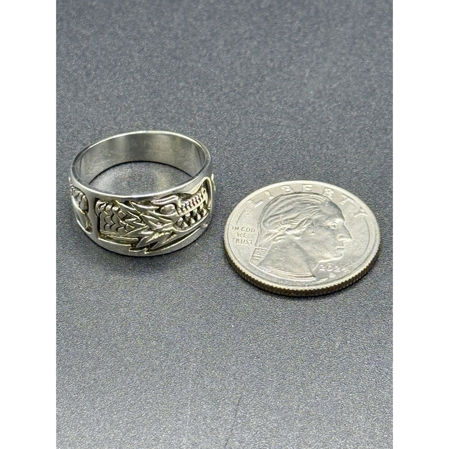 New Condition Sterling Silver Dragon Band Ring Size 10.00