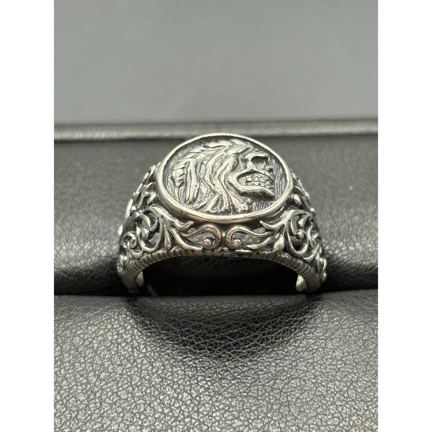 New Condition Sterling Silver Indian Skull Ring Size 10 925