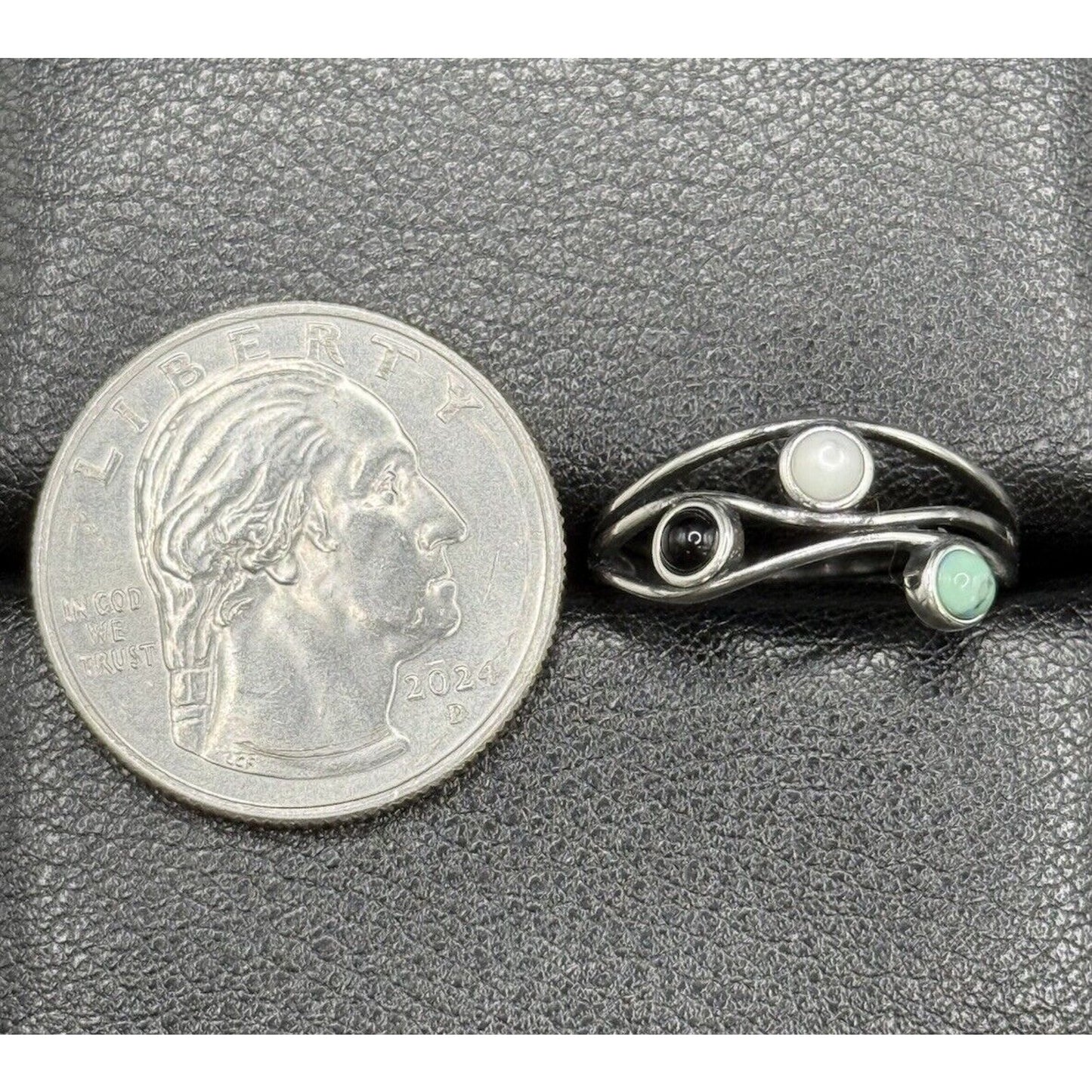 New Condition Sterling Silver Multi Gemstone Ring Size 6.75 Turquoise Onyx