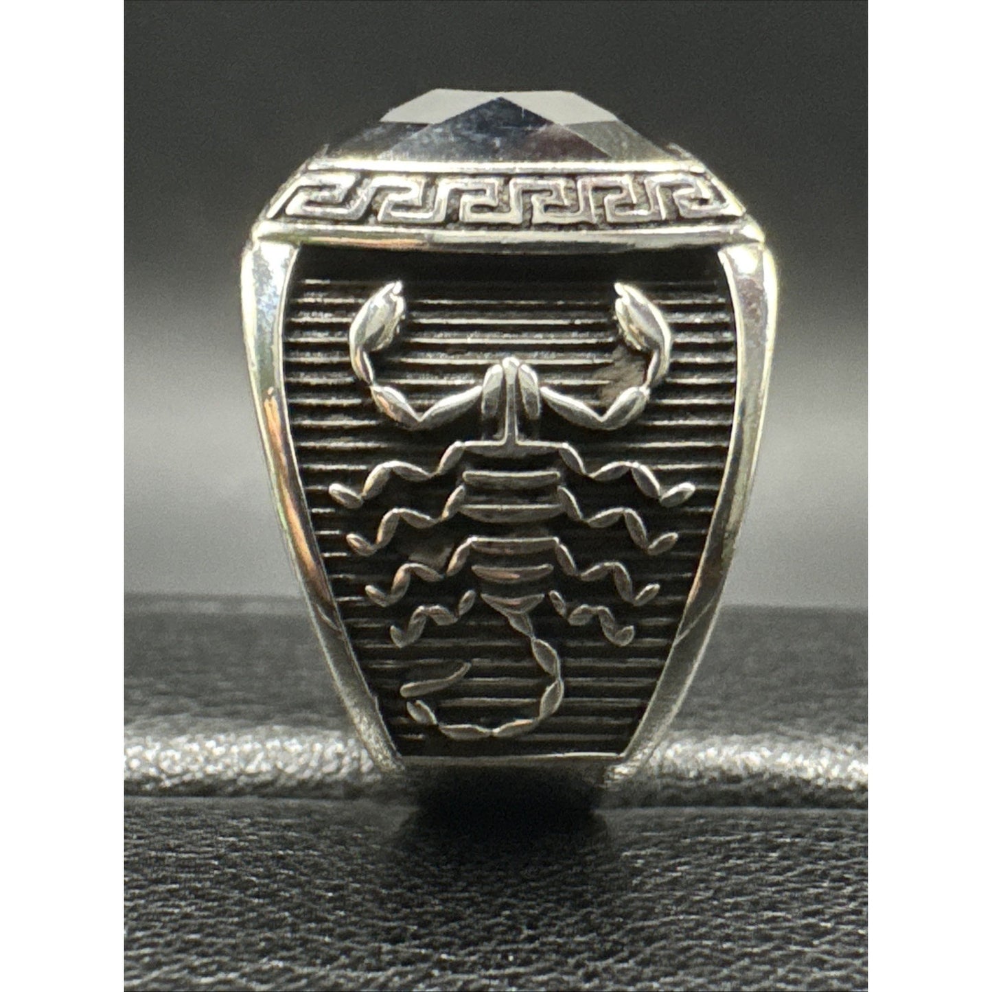 New Condition Sturdy Faceted Onyx Scorpion Ring 925 Size 10 Zodiac