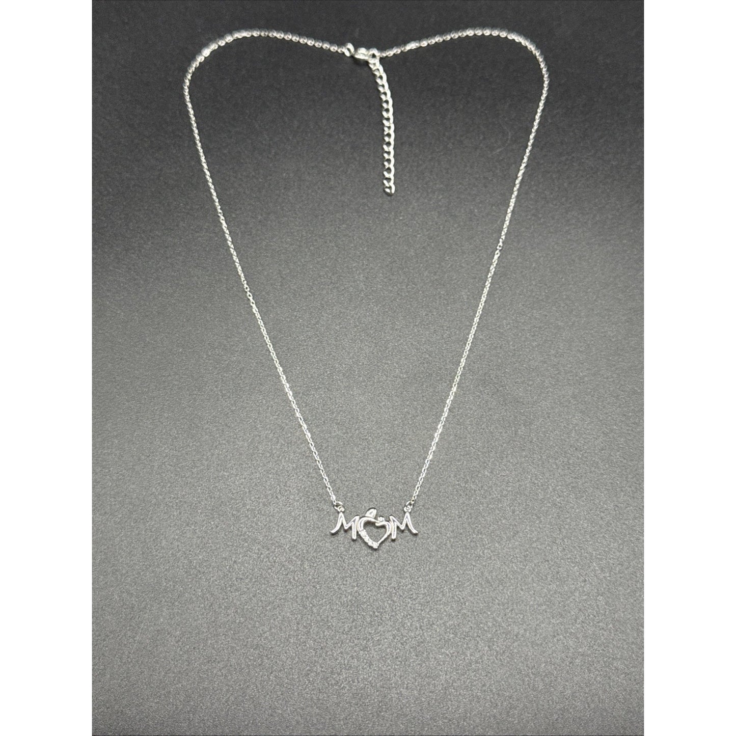 18” New Condition Sterling Silver CZ Mom Pendant Necklace 925