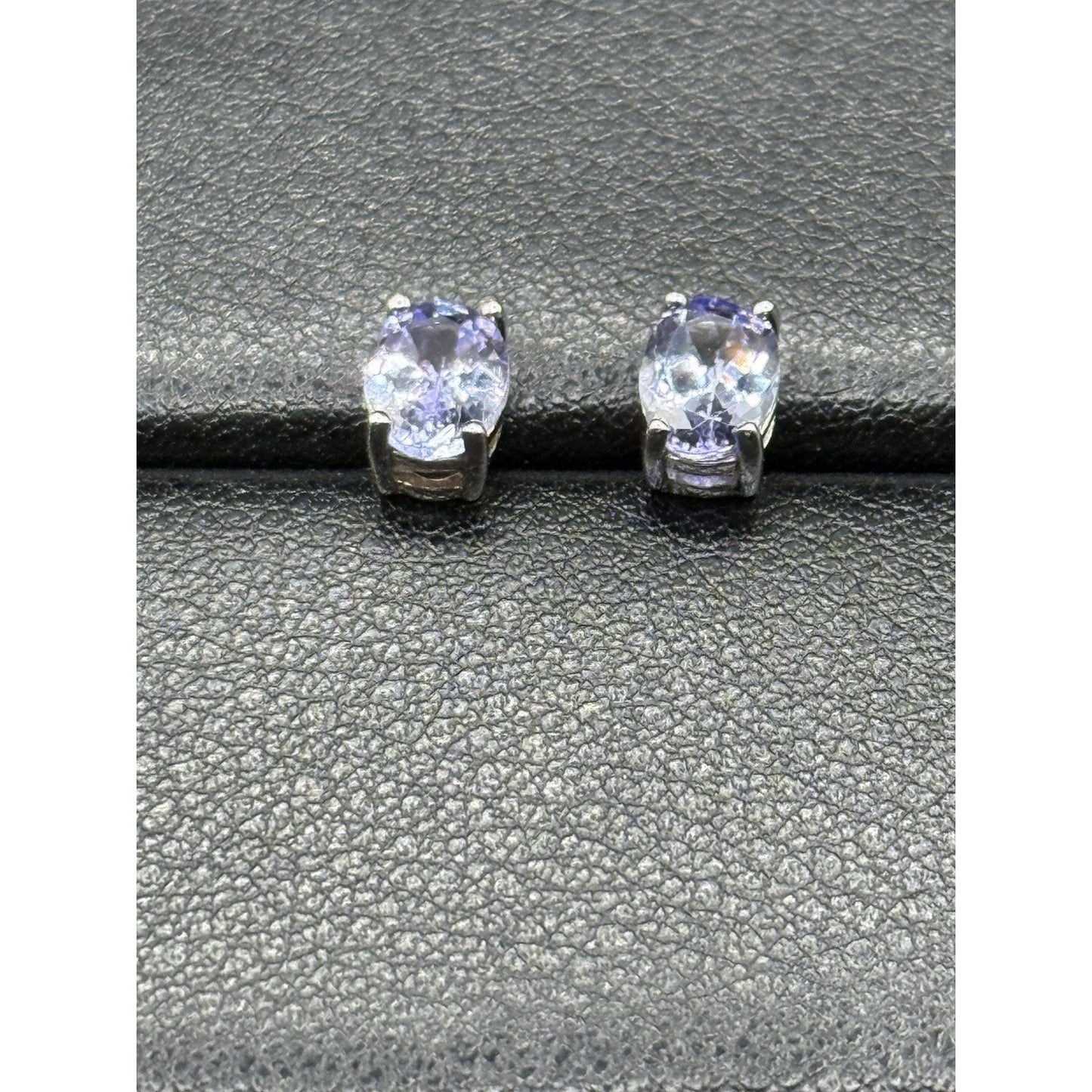 Sterling Silver Oval Tanzanite Stud Earrings 7x5MM N20