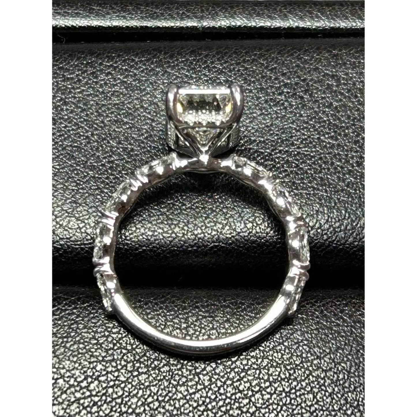 14k White Gold 3.08 Carat Emerald Cut Lab Grown Diamond Marquise Mounting IGI