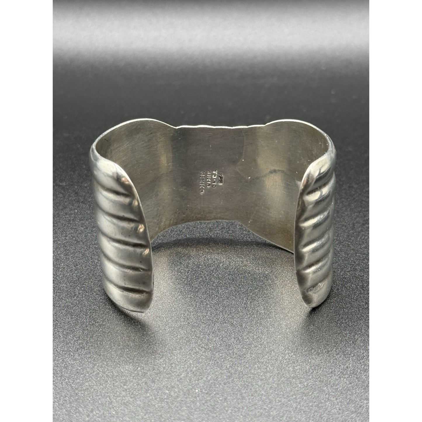 Taxco 7” Sterling Silver Cuff Bracelet 70 Grams TD-40 Mexico N18