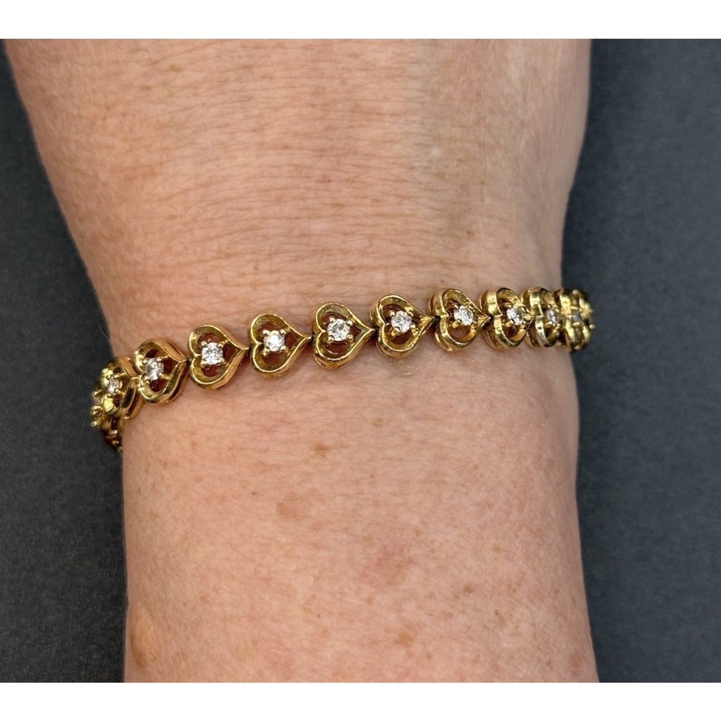 7.25” Gold Sterling Silver Cubic Zirconia Heart Bracelet 16 Grams P6