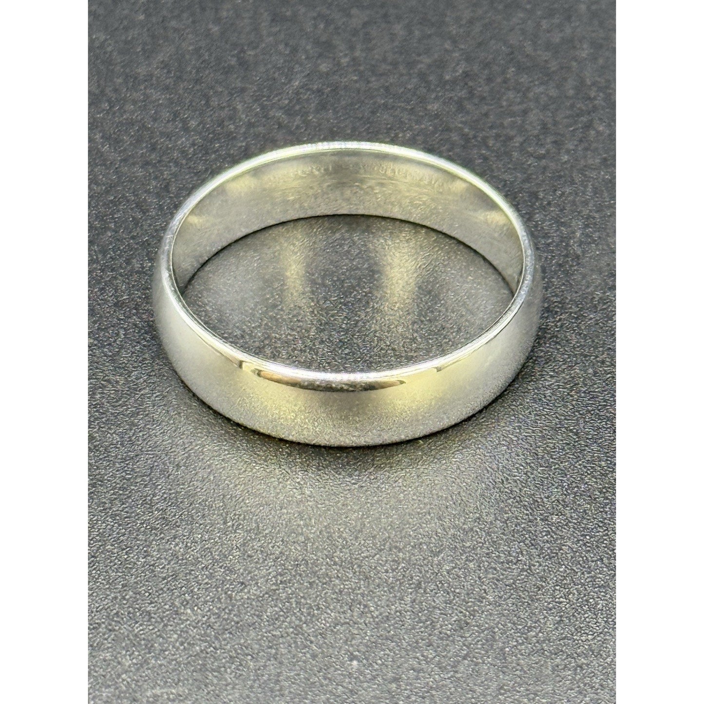 New Condition Sterling Silver 6MM Comfort Fit Wedding Band Size 13