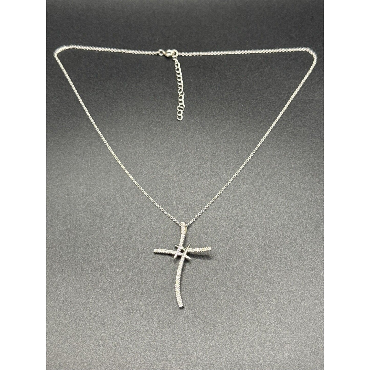 18” New Condition Sterling Silver Modernist CZ Cross Pendant Necklace 925