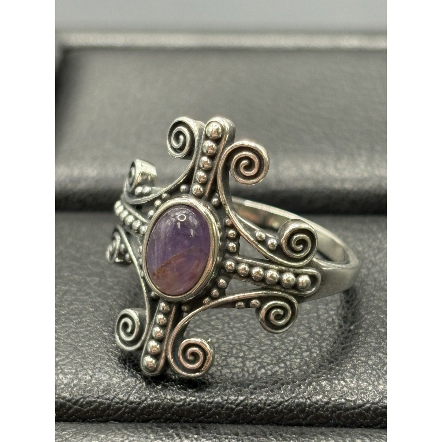 New Condition Sterling Silver Amethyst Scroll Ring Size 7