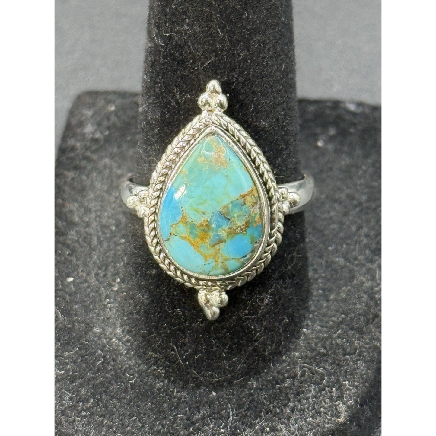 New Condition Sterling Silver Kingman Turquoise Mojave Ring Size 8.00